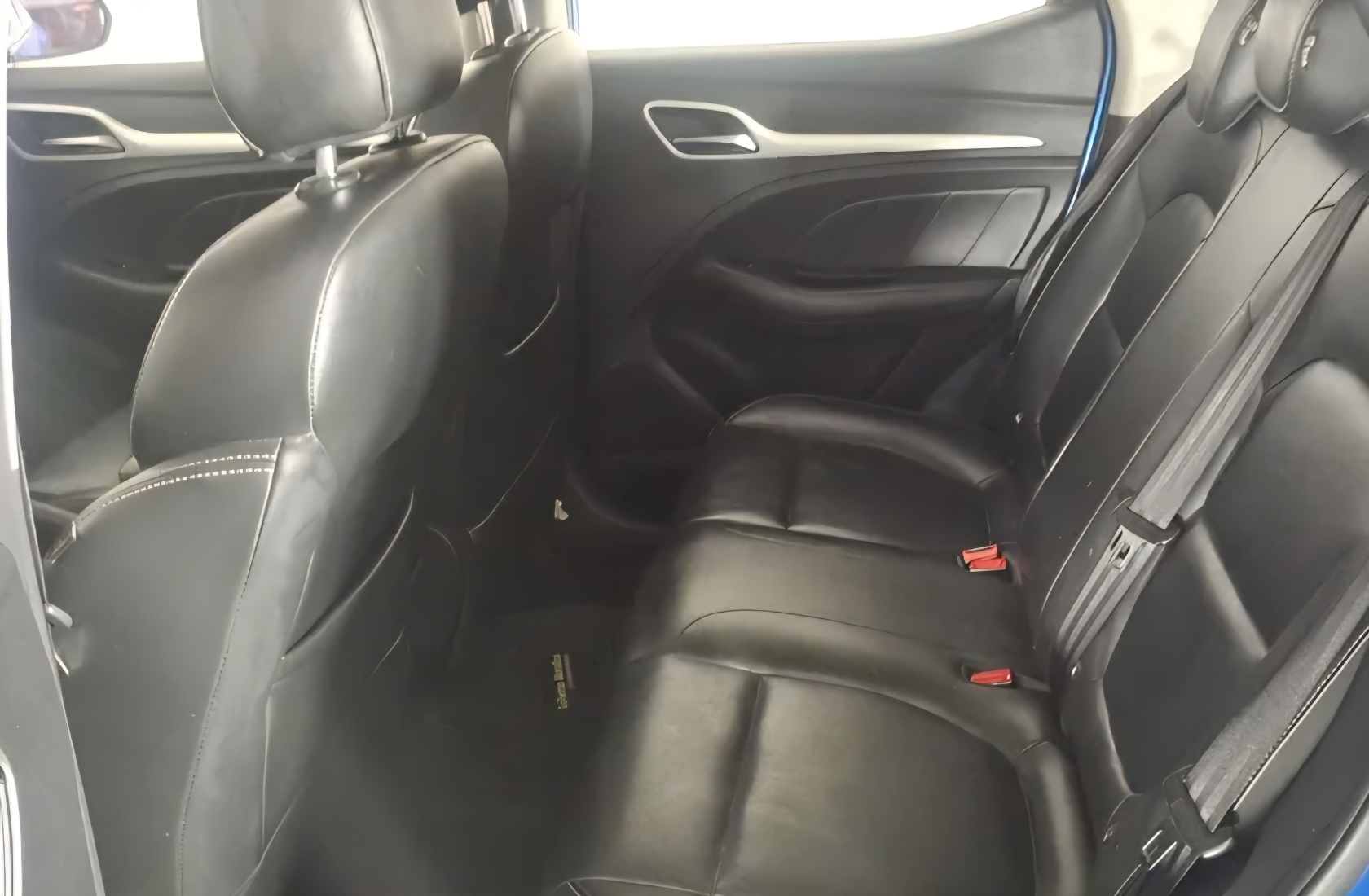 MG Zs — foto 13 de 15