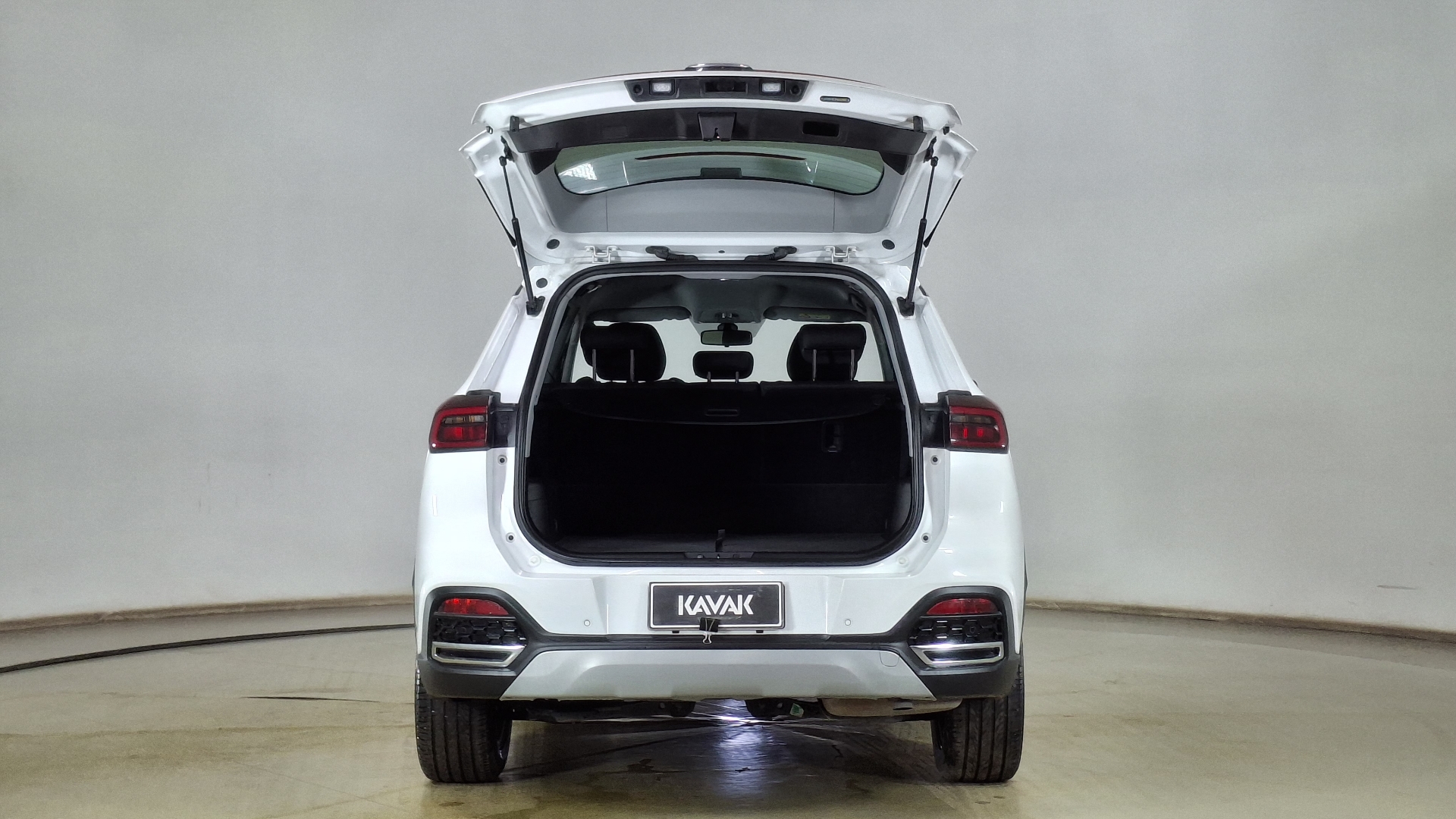 Chery Tiggo 8 — foto 6 de 15