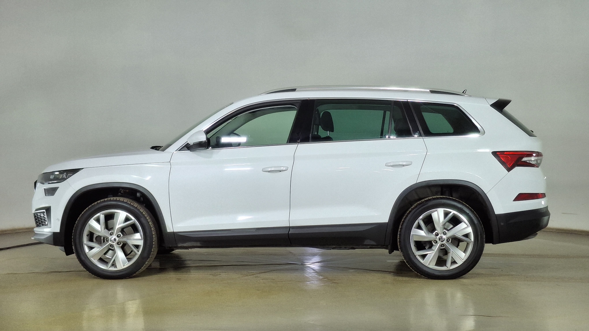 Škoda Kodiaq — foto 7 de 17