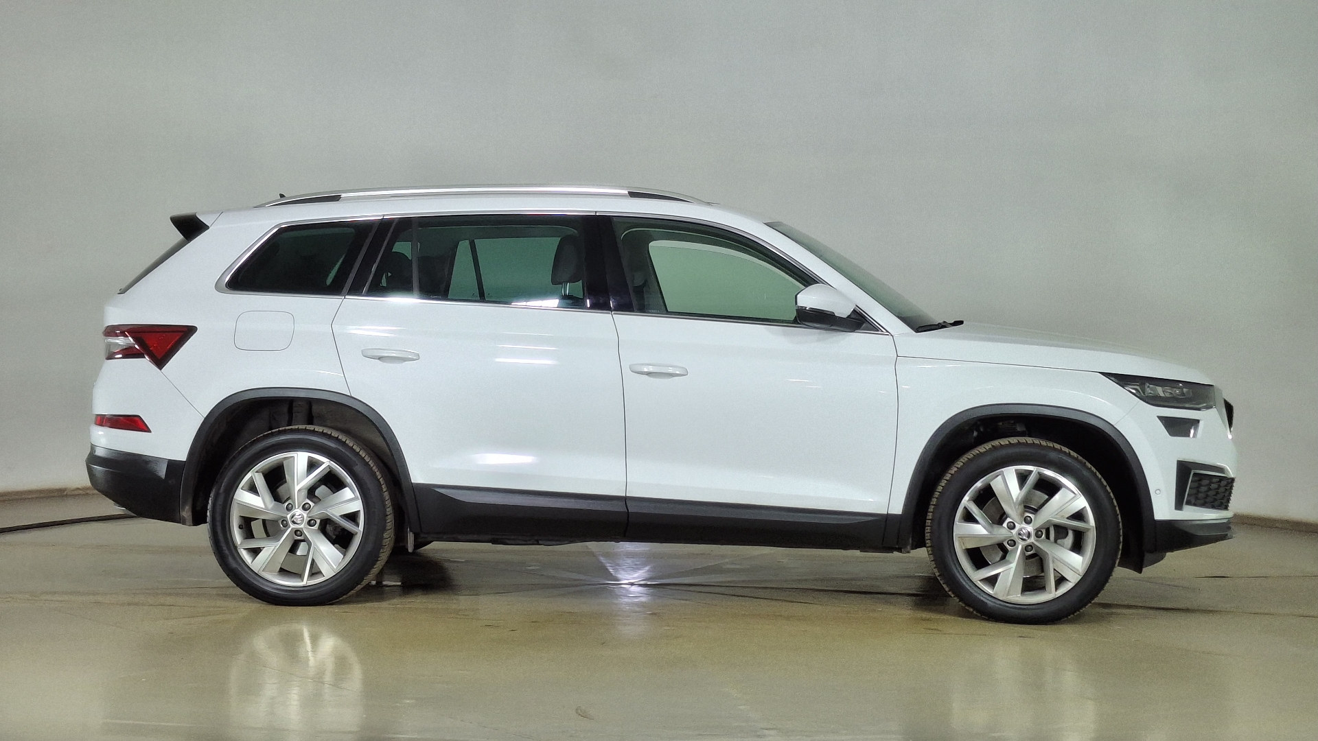 Škoda Kodiaq — foto 4 de 17