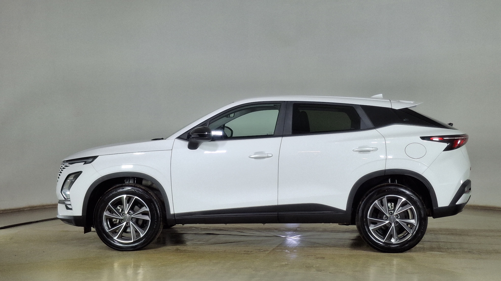 Omoda C5 — foto 7 de 16