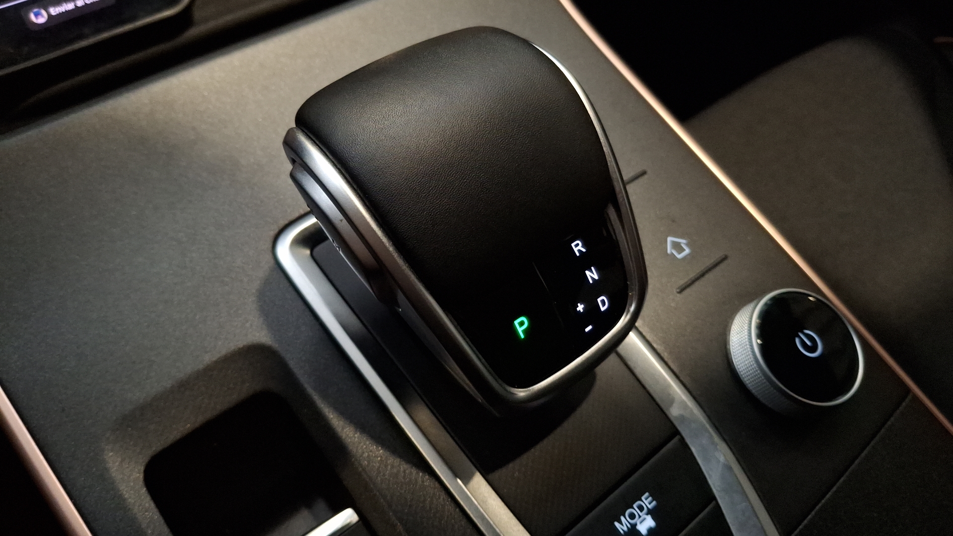 Omoda C5 — foto 11 de 16