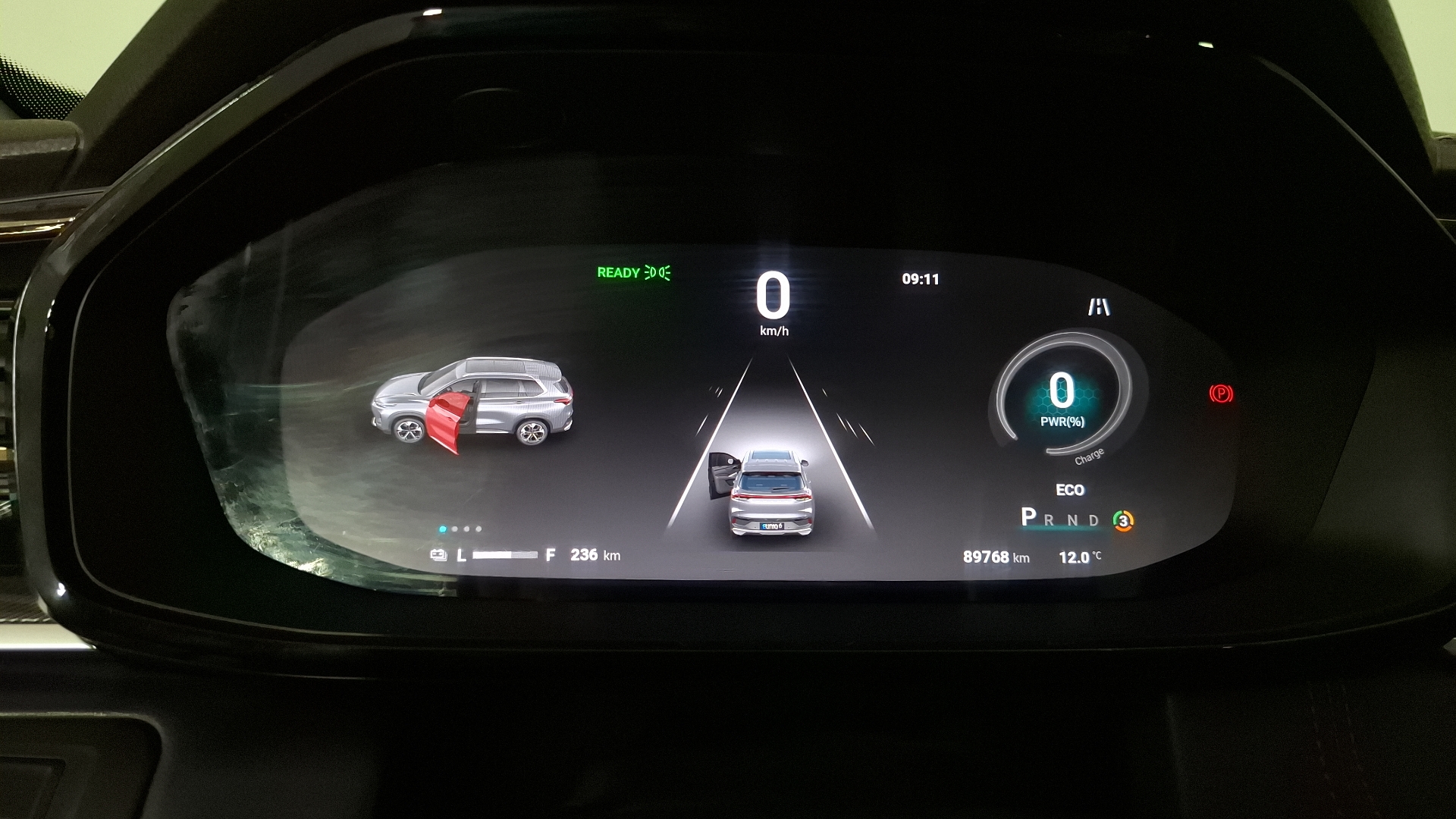 Maxus Euniq 6 — foto 3 de 11