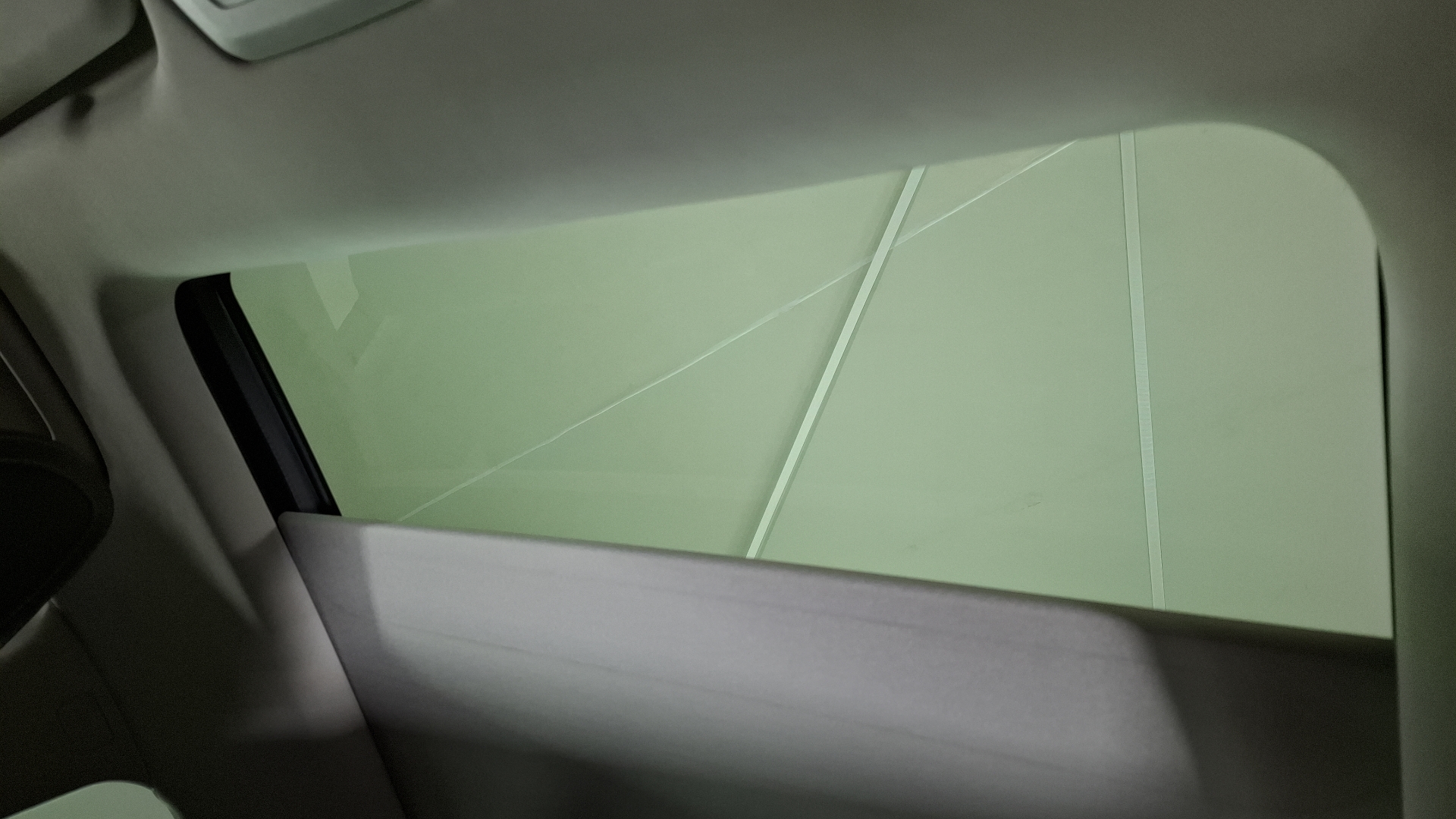 Maxus Euniq 6 — foto 7 de 11