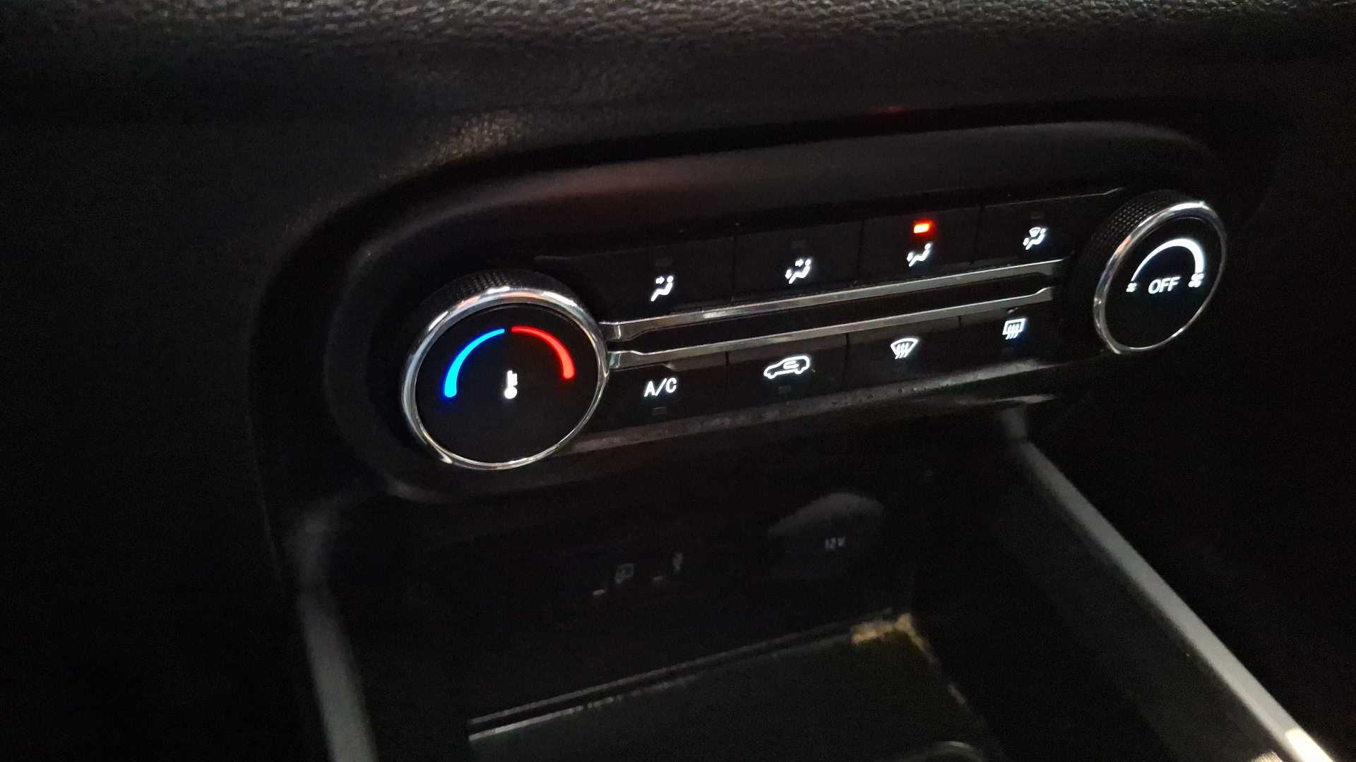 Chery Tiggo 3 — foto 15 de 16