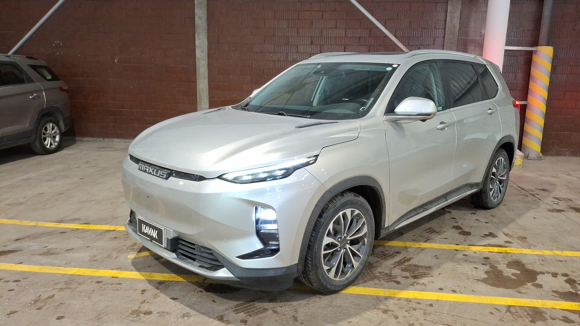 Maxus Euniq 6