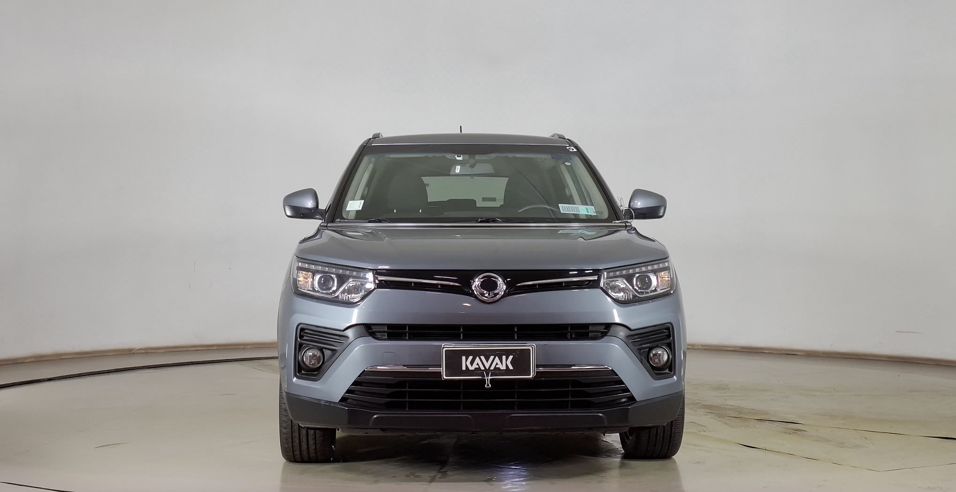 SsangYong Tivoli — foto 2 de 16