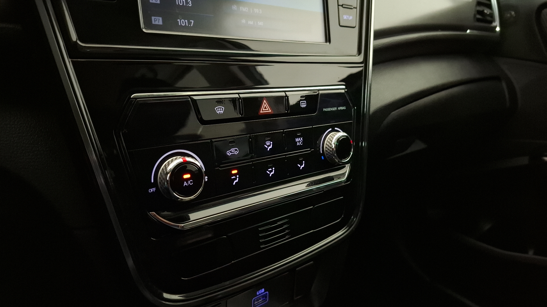 SsangYong Tivoli — foto 15 de 16