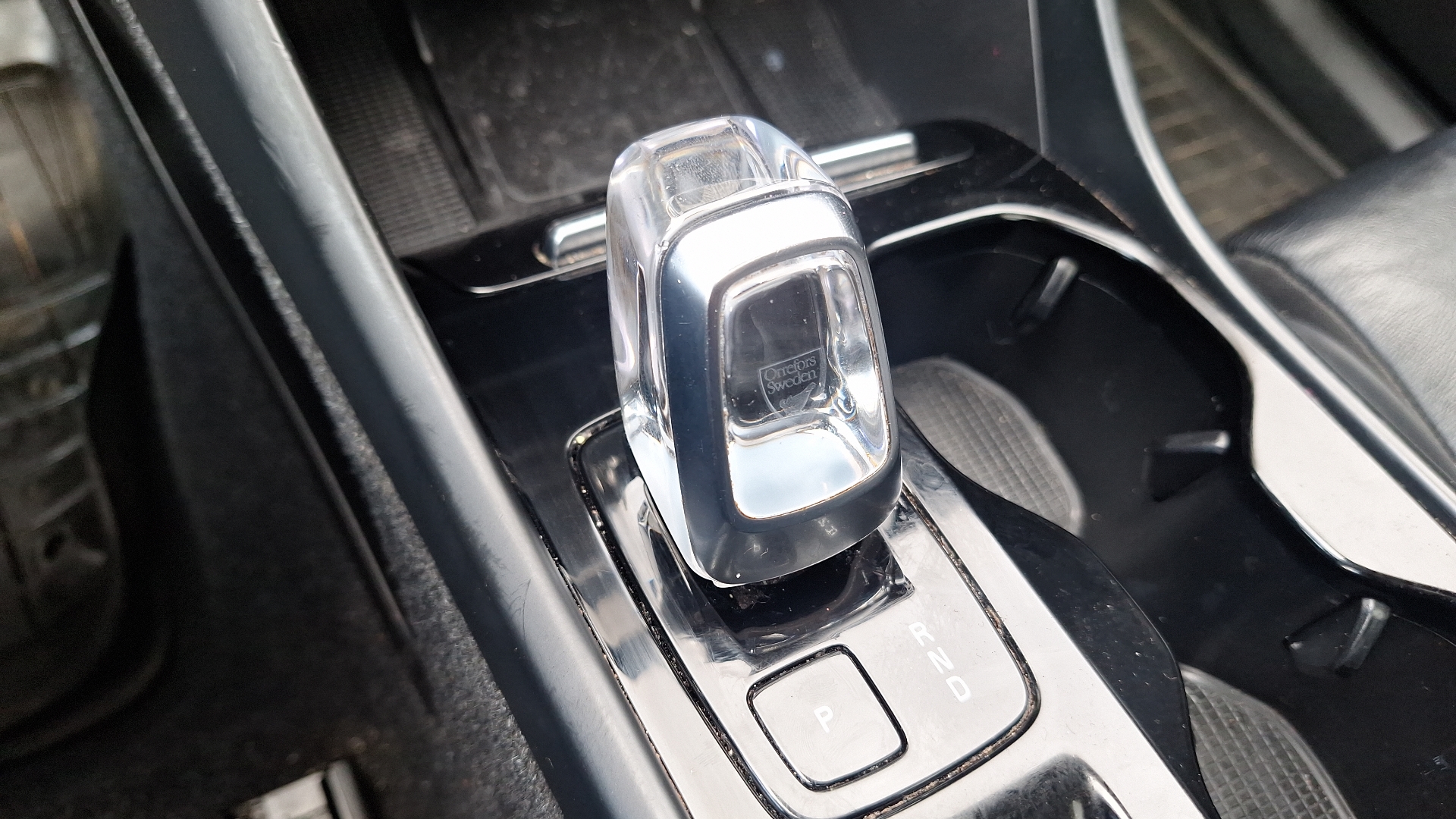 Volvo XC40 — foto 11 de 16
