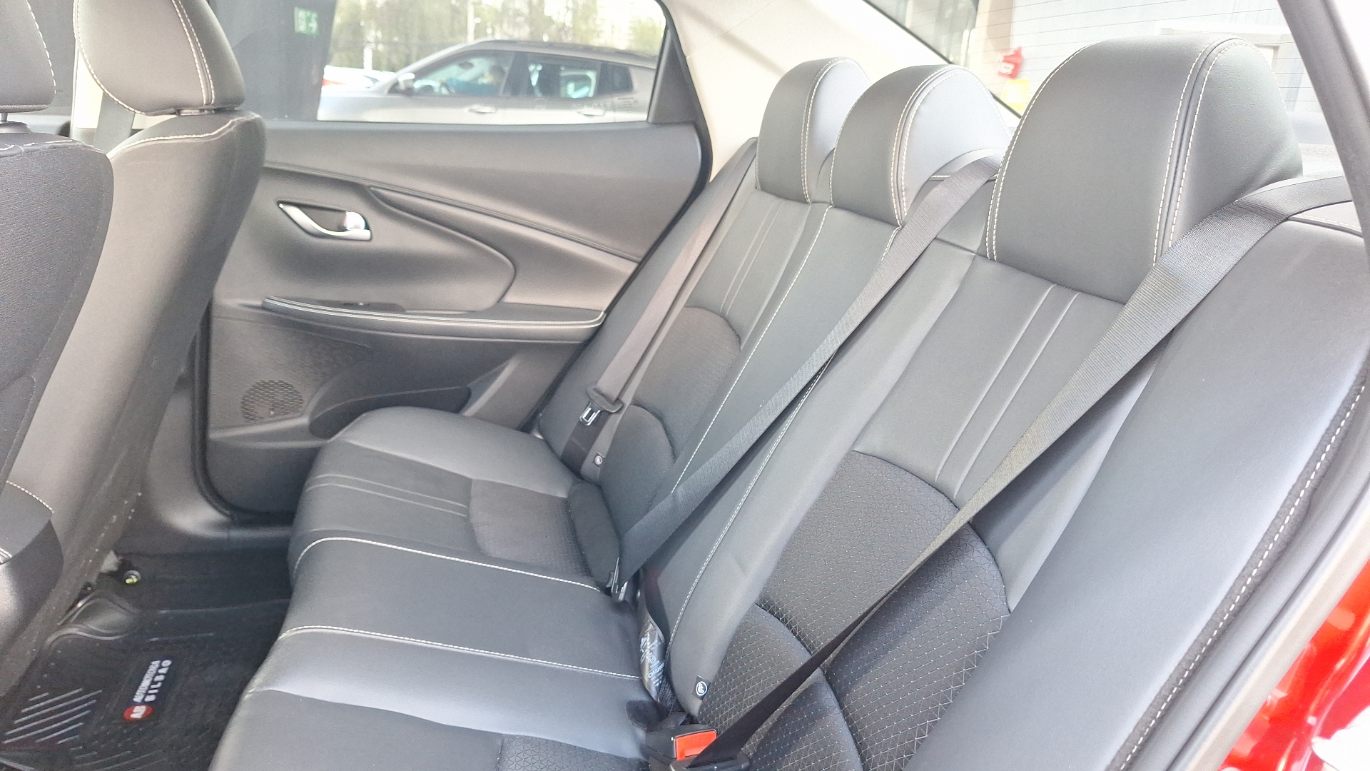 Changan Alsvin — foto 13 de 15
