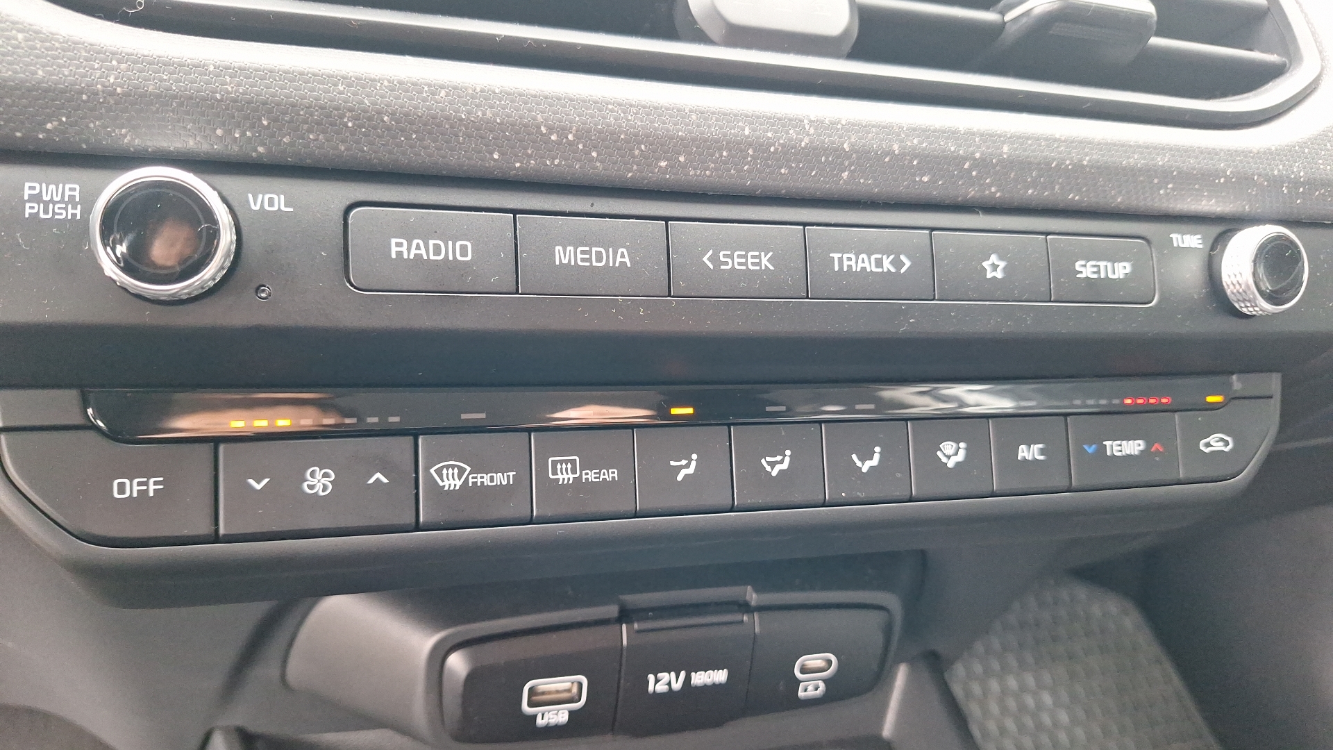 KIA K3 Cross — foto 15 de 15