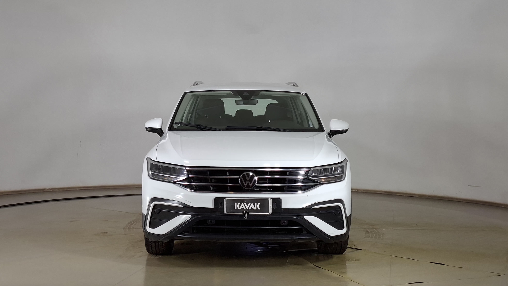 Volkswagen Tiguan — foto 2 de 17