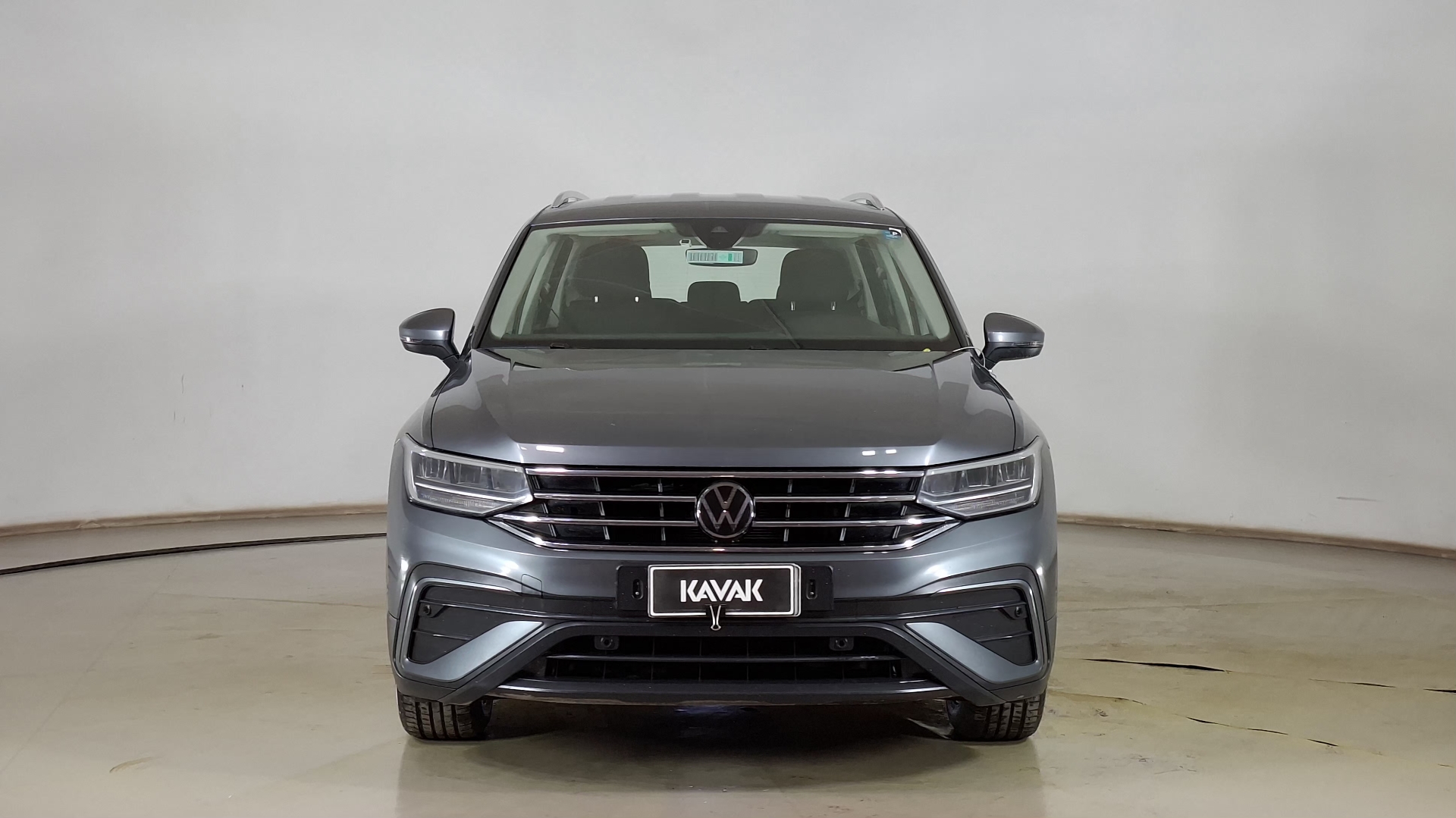 Volkswagen Tiguan — foto 2 de 17