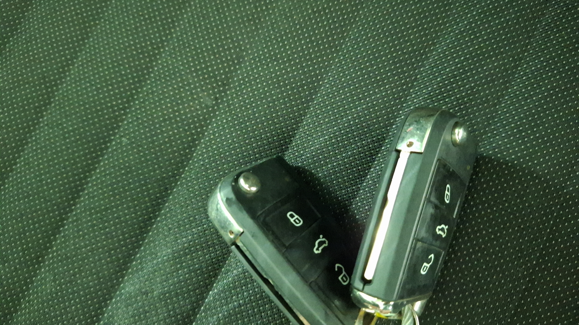 Volkswagen Tiguan — foto 17 de 17