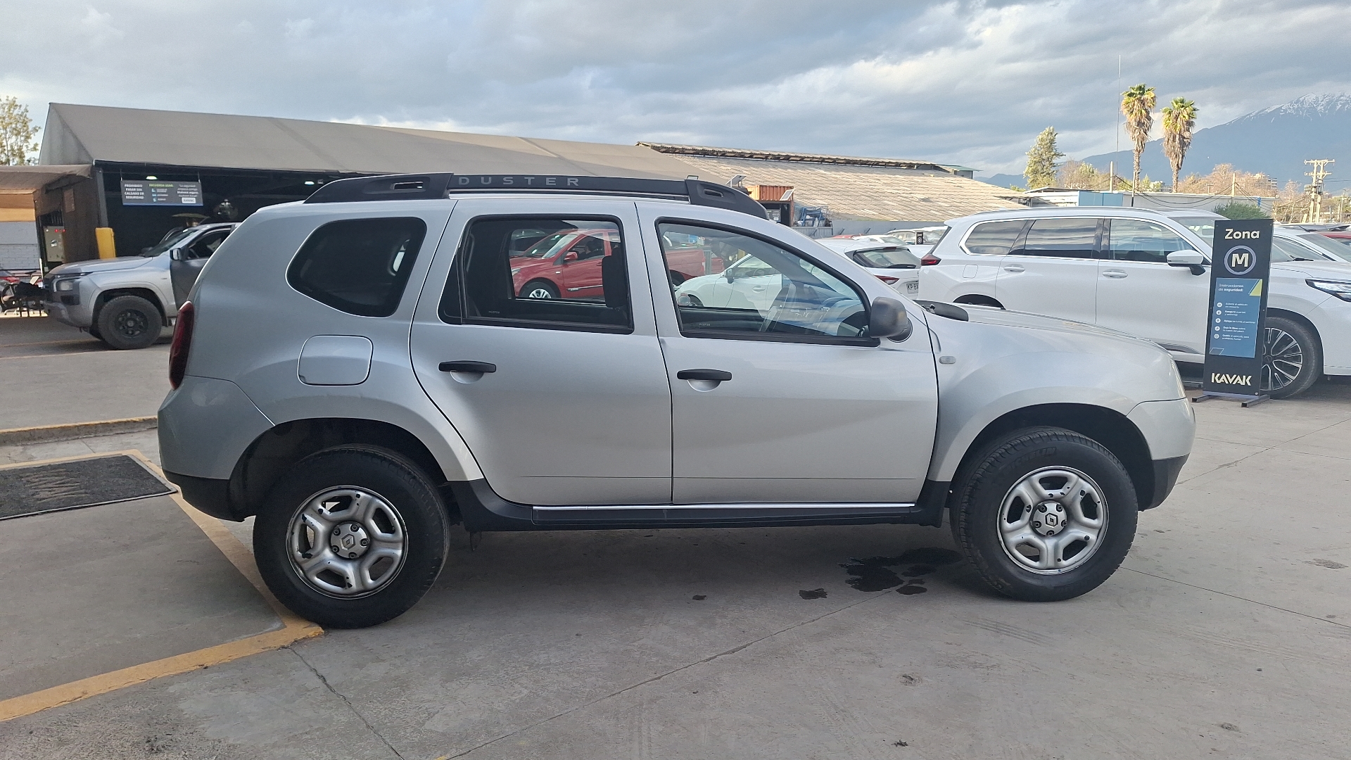 Renault Duster — foto 5 de 14