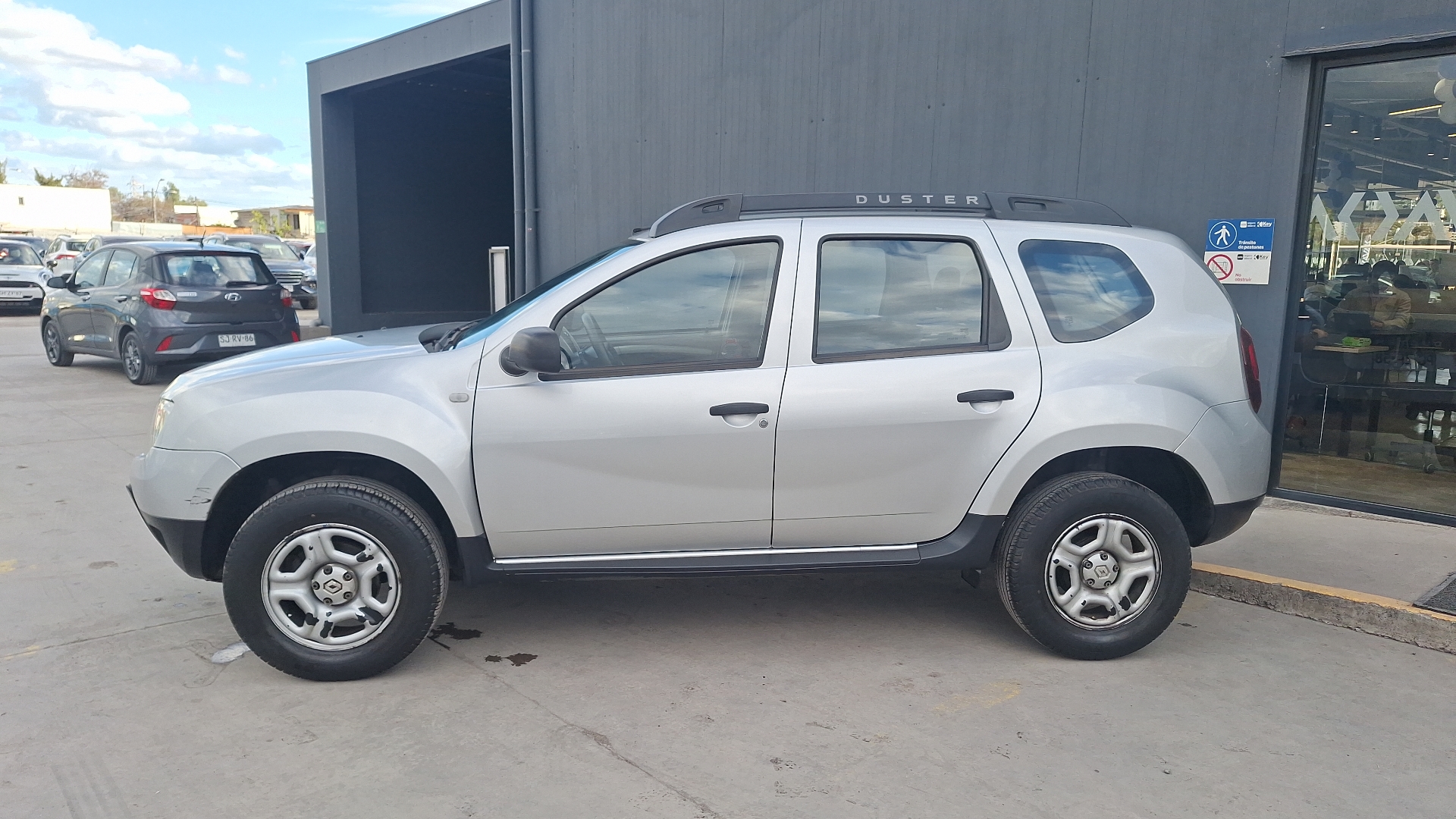 Renault Duster — foto 2 de 14