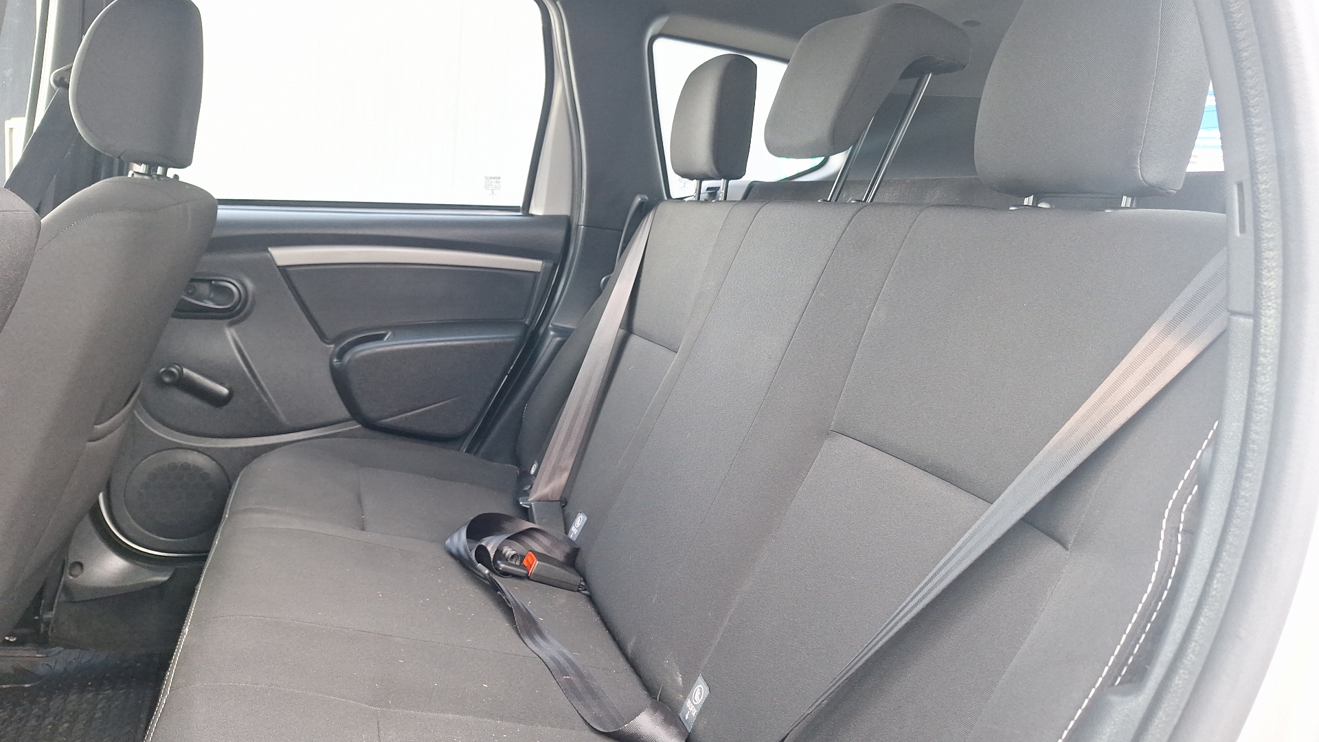 Renault Duster — foto 12 de 14