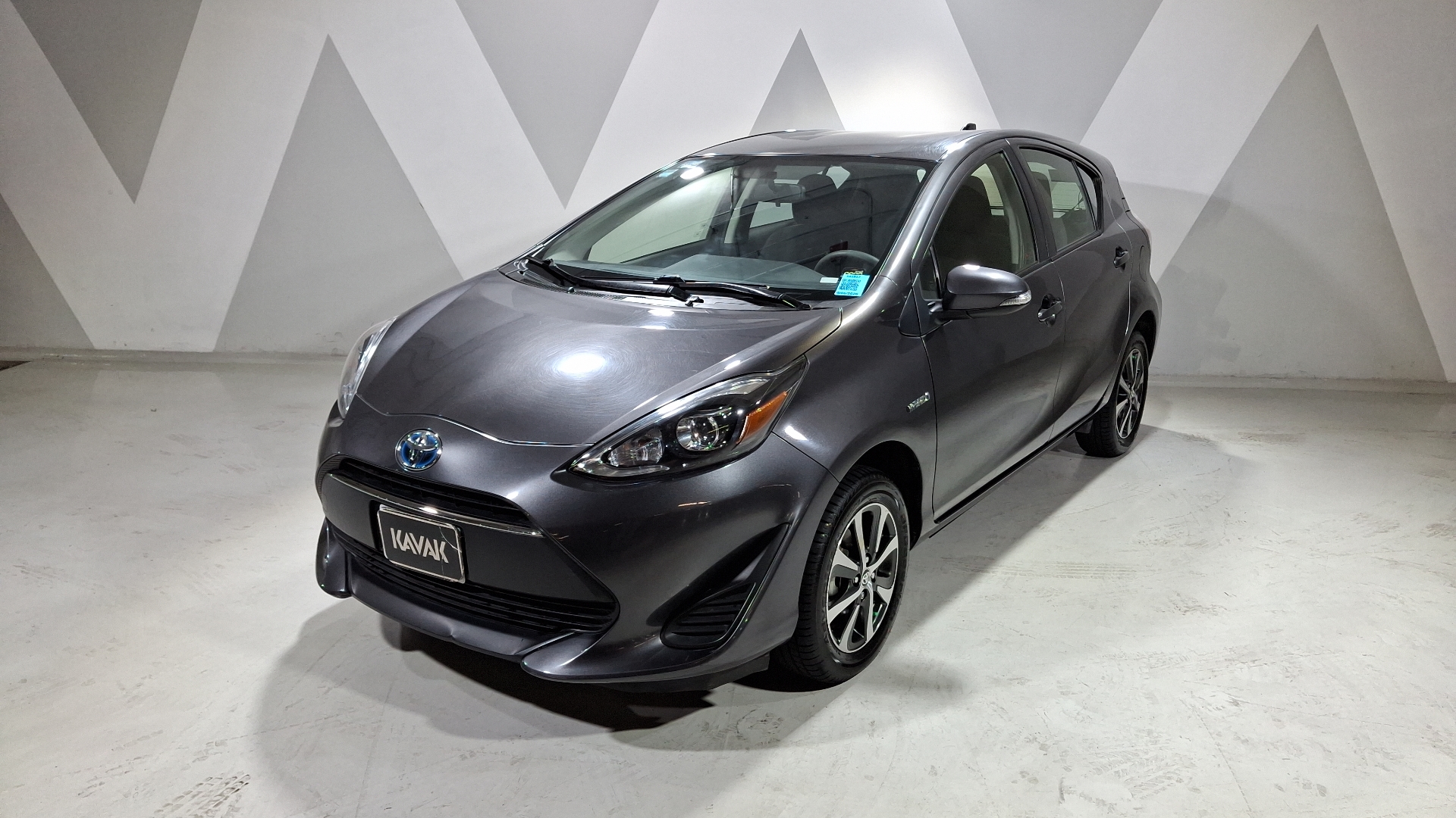 Toyota Prius C 2019