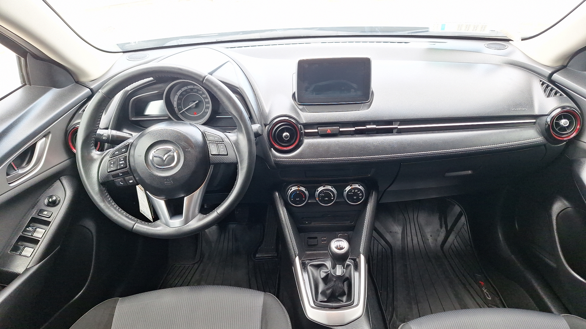 Mazda CX-3 — foto 6 de 15