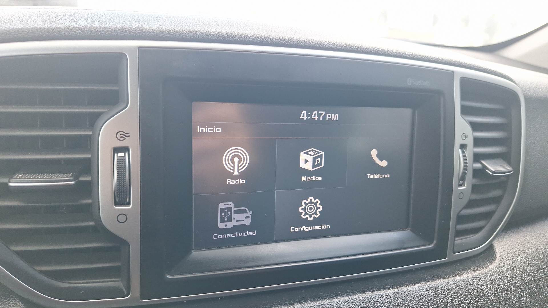 KIA Sportage — foto 10 de 15