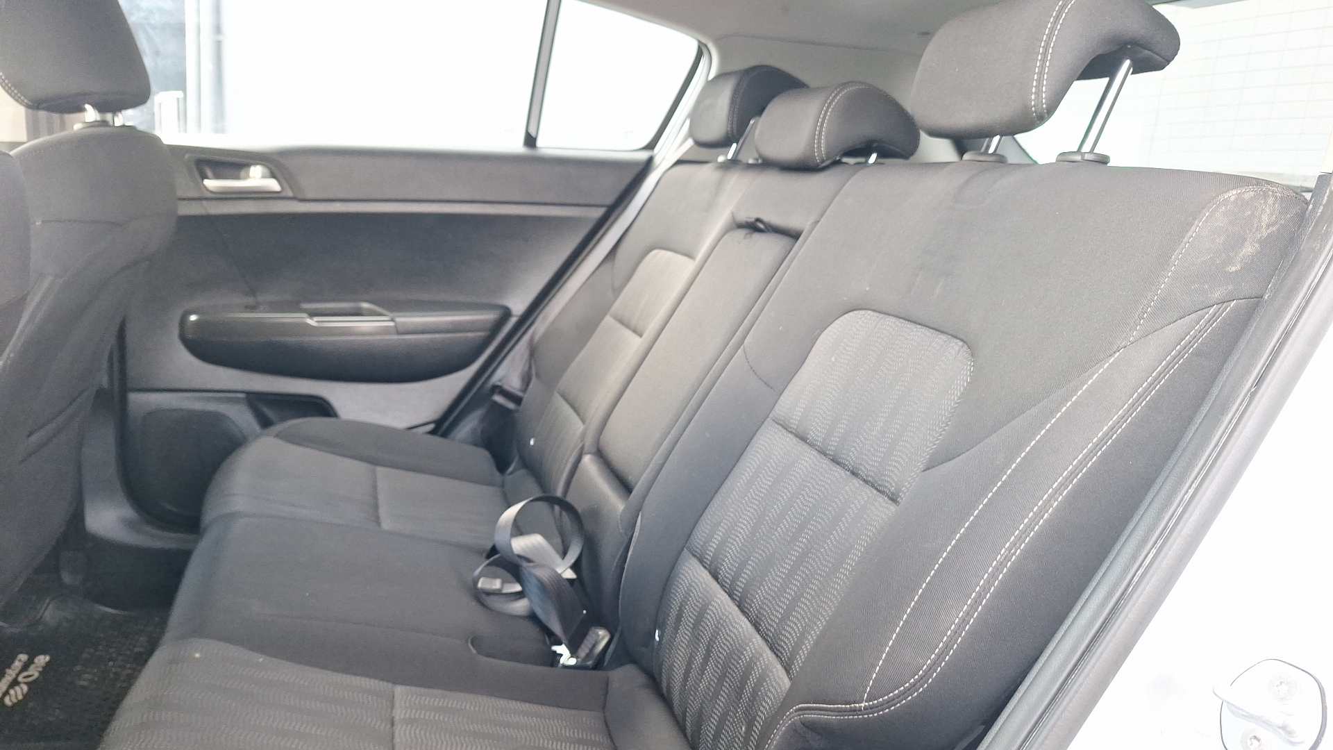 KIA Sportage — foto 13 de 15