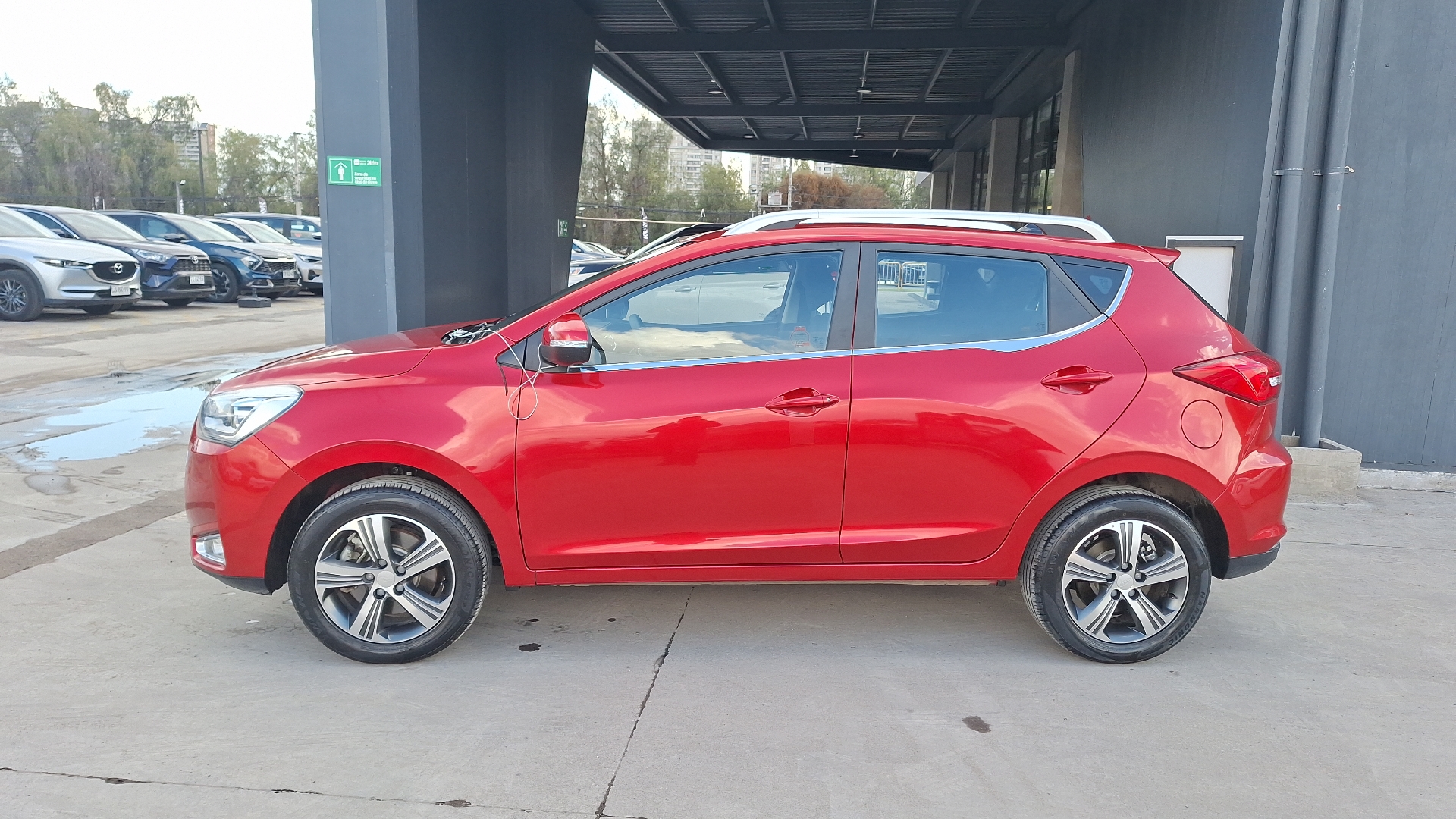 JAC Js2 — foto 2 de 15