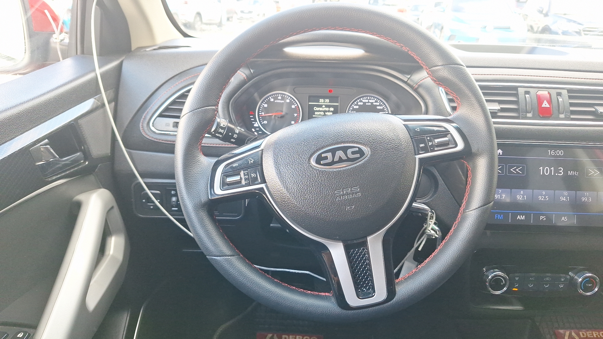 JAC Js2 — foto 8 de 15