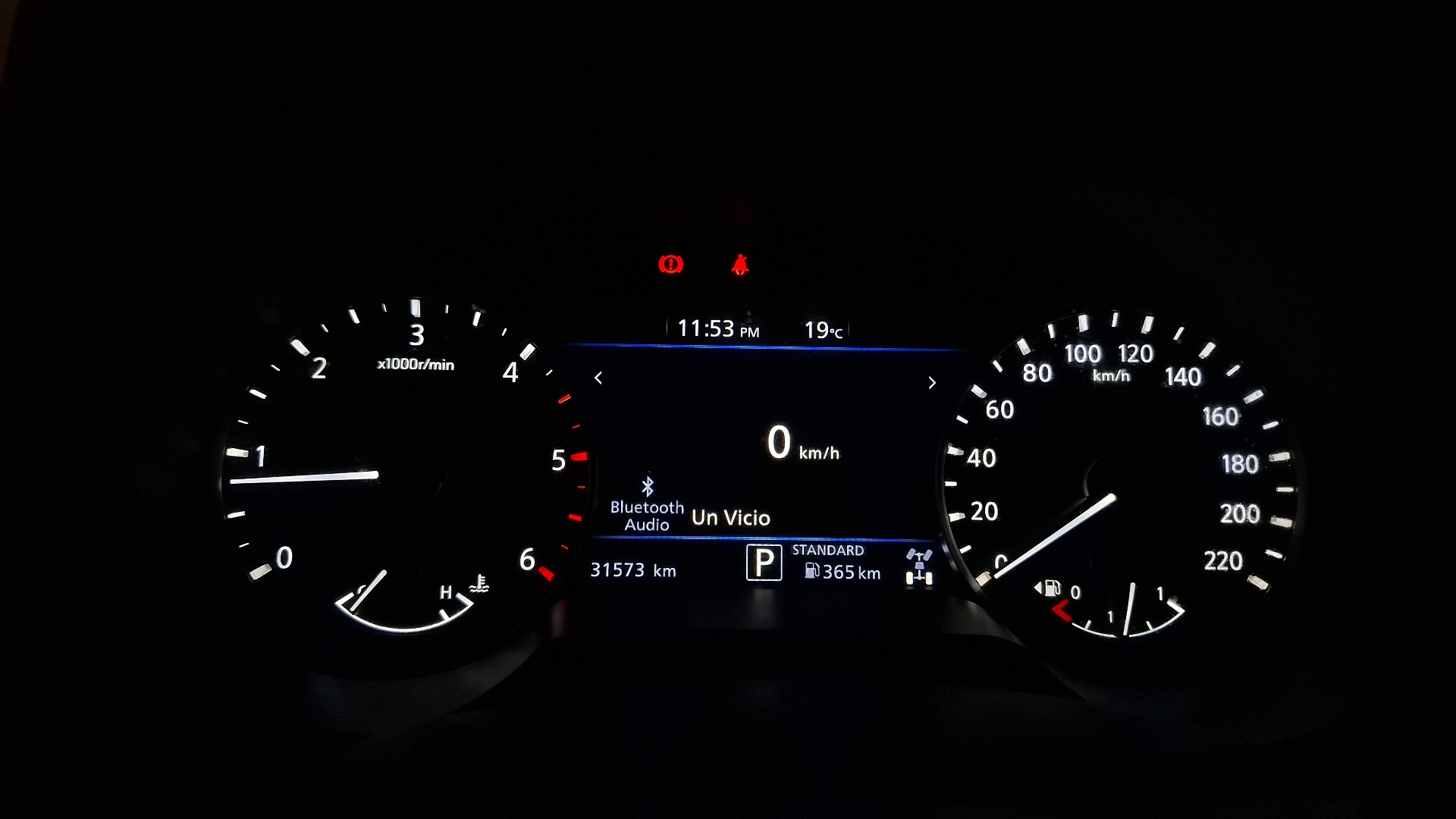 Nissan Navara — foto 9 de 17