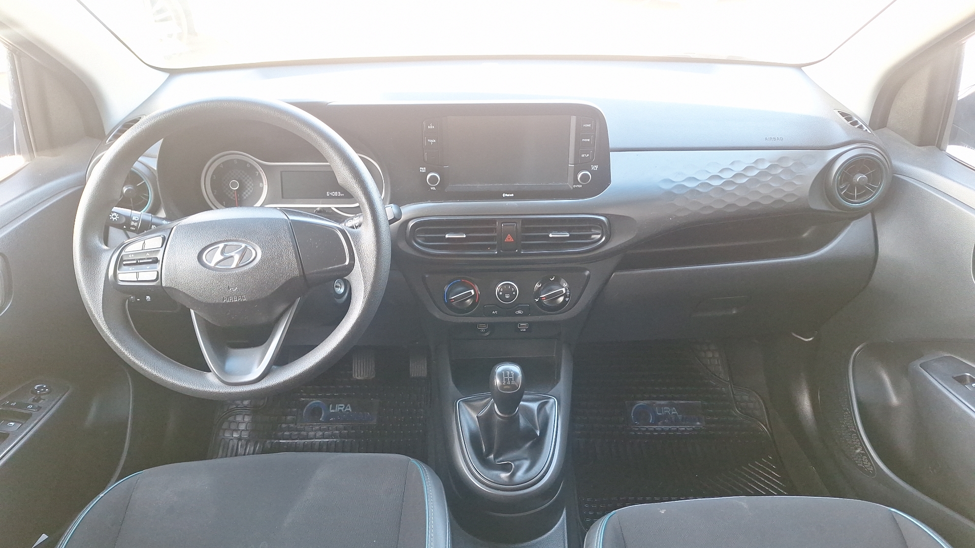 Hyundai Grand I10 — foto 6 de 15