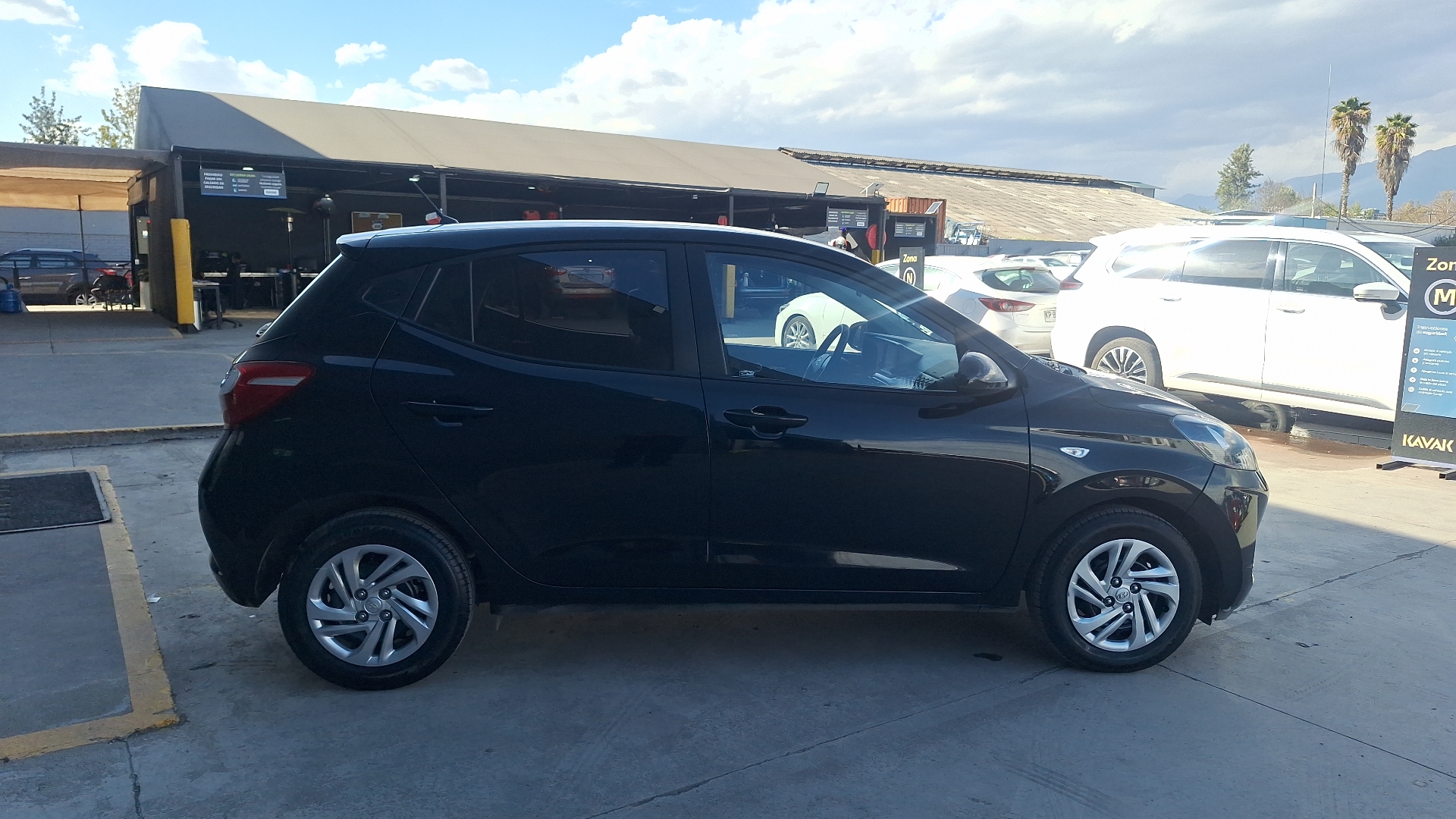 Hyundai Grand I10 — foto 5 de 15