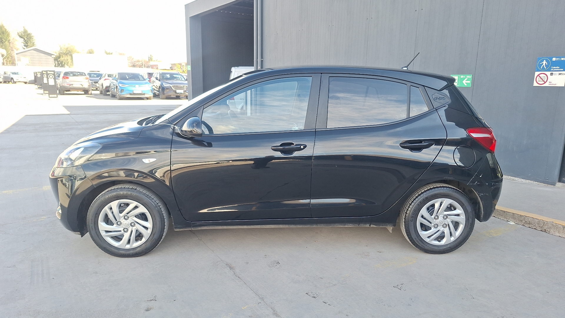 Hyundai Grand I10 — foto 2 de 15