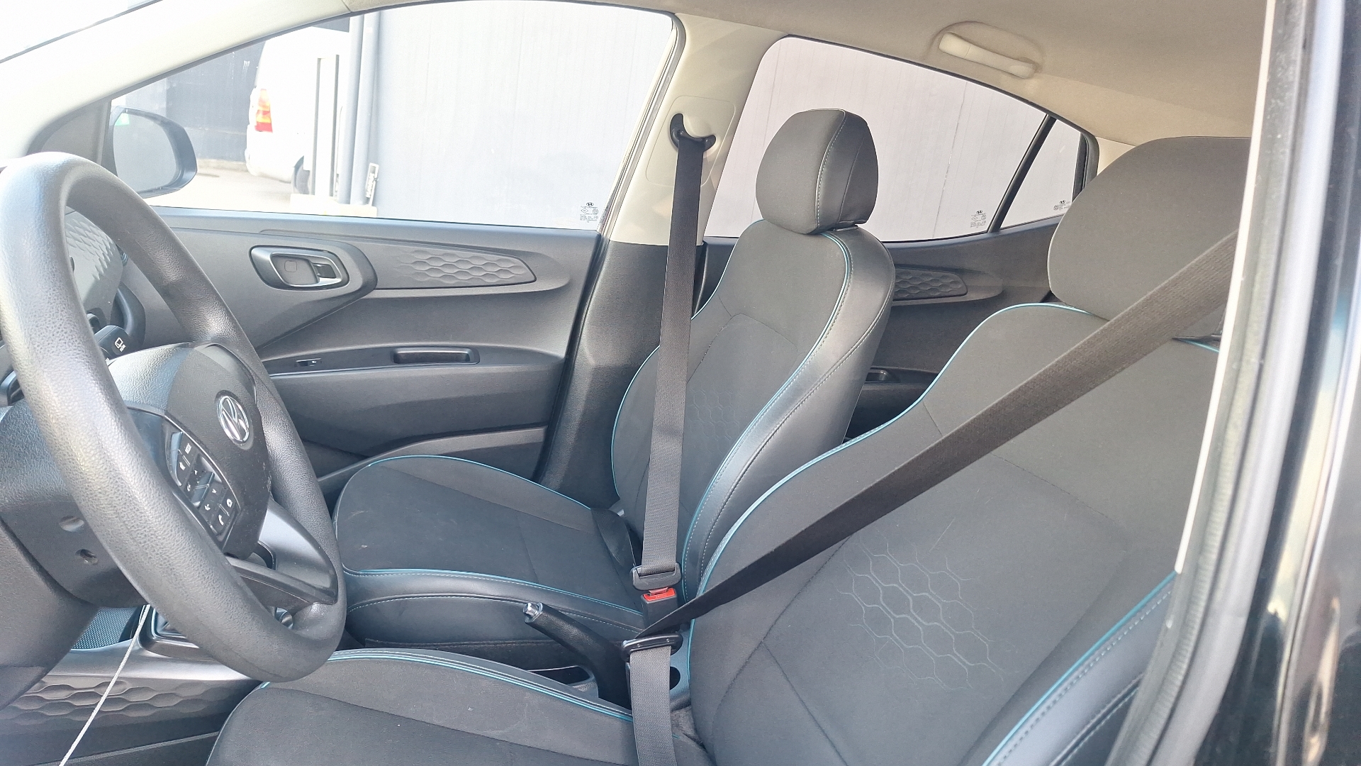 Hyundai Grand I10 — foto 14 de 15