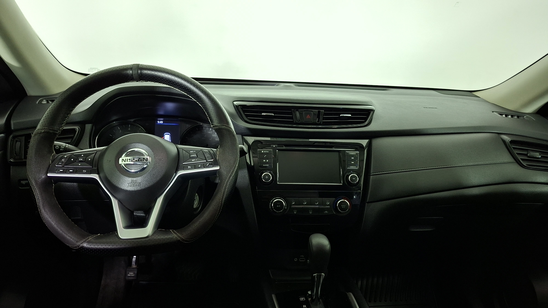 Nissan X-Trail — foto 8 de 17