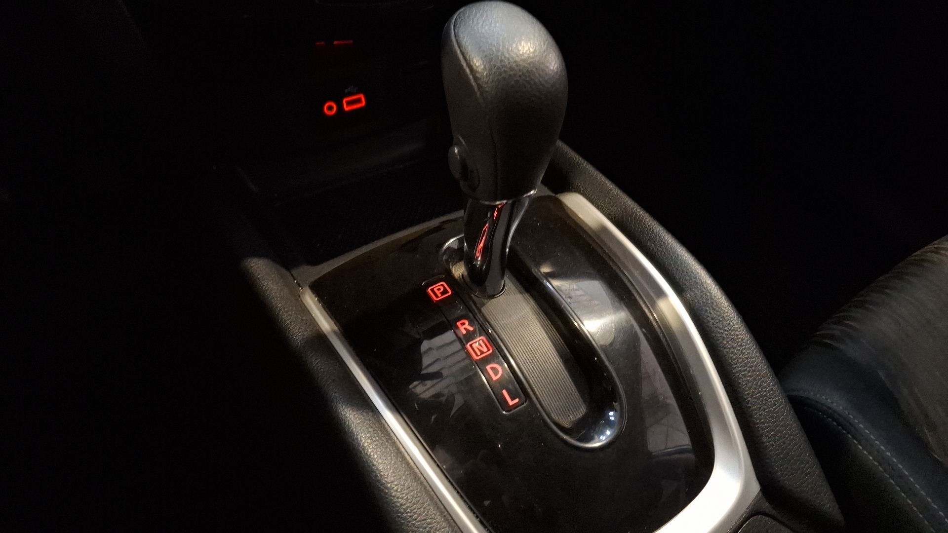 Nissan X-Trail — foto 12 de 17