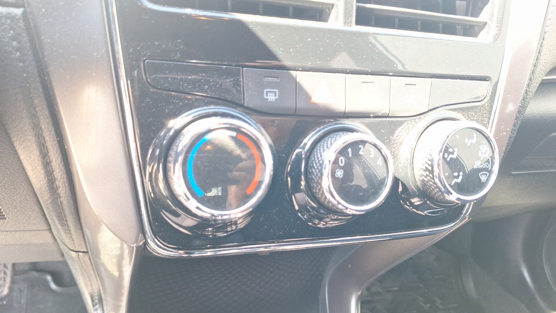 Toyota Yaris — foto 15 de 15