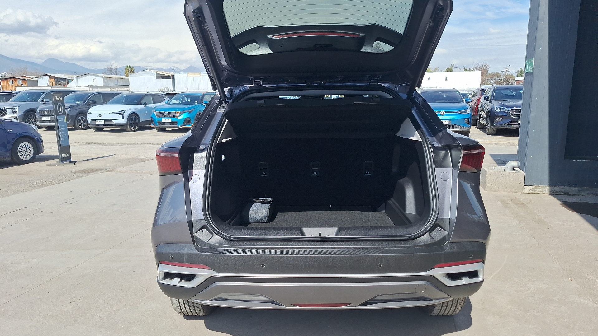Omoda C5 — foto 4 de 16