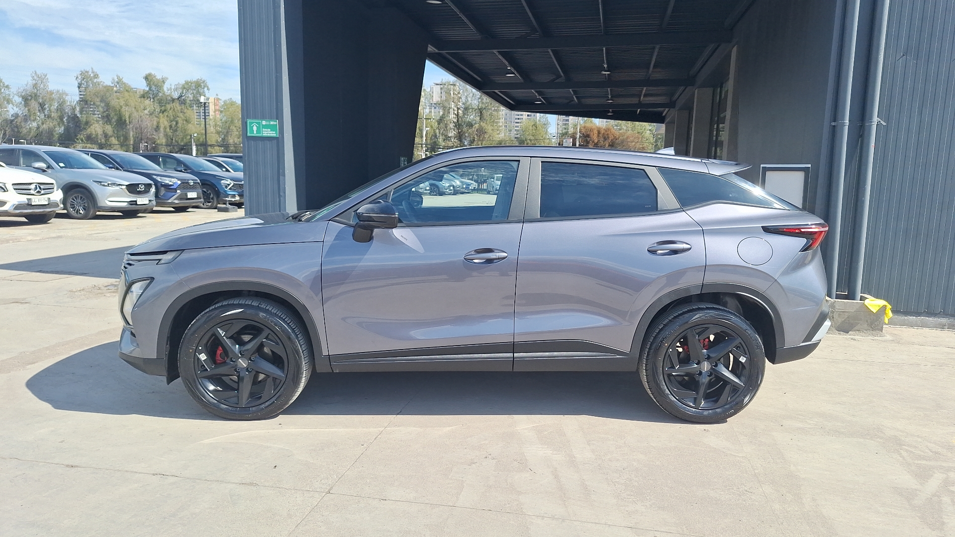 Omoda C5 — foto 2 de 16