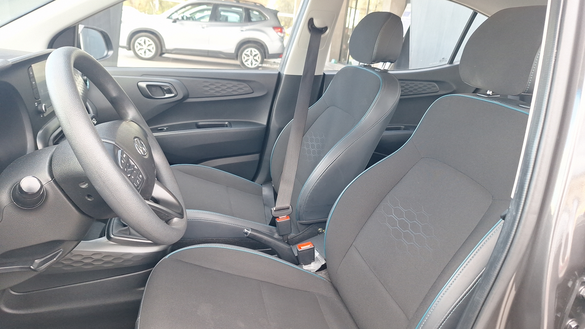 Hyundai Grand I10 — foto 14 de 15