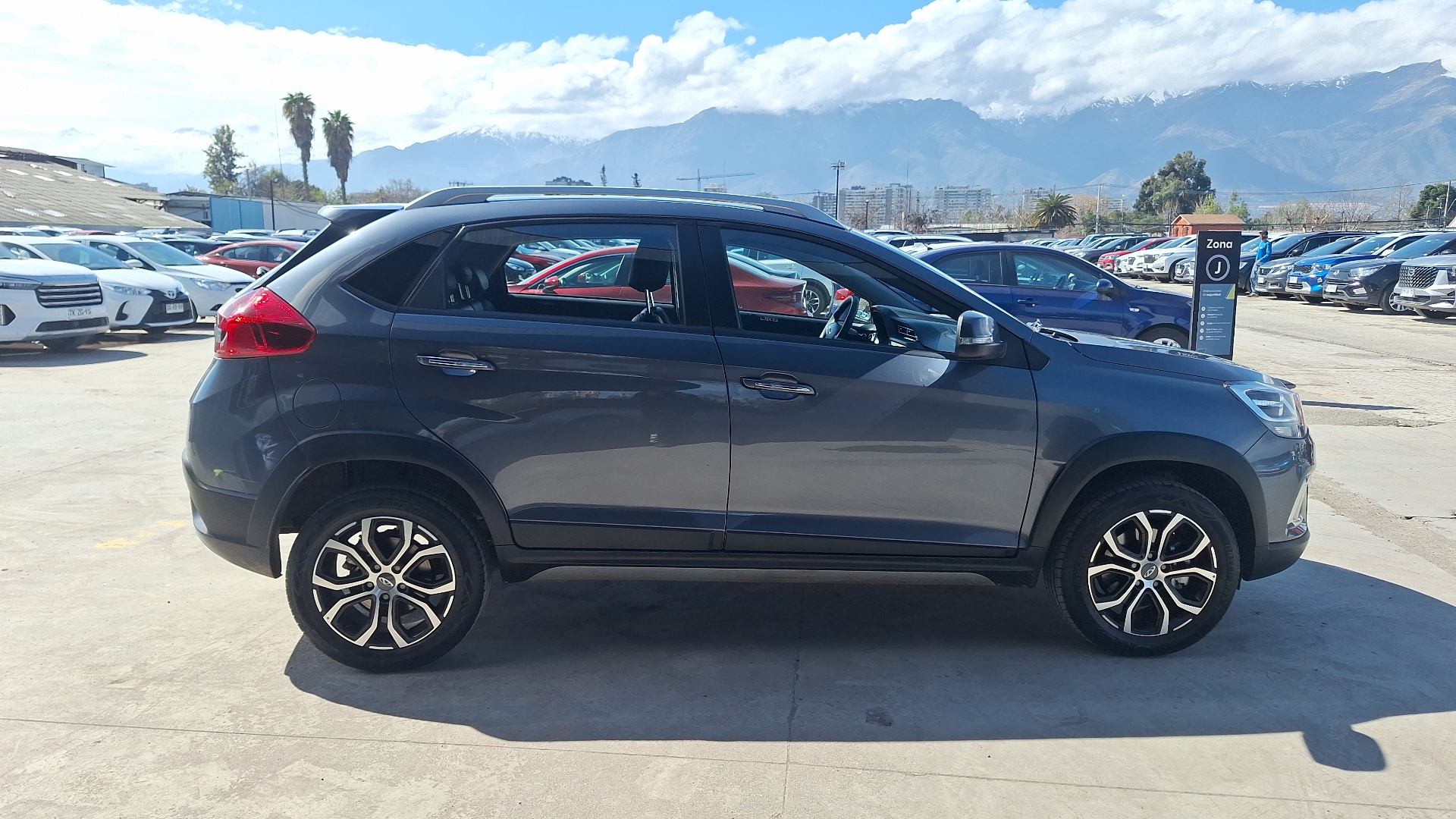 Chery Tiggo 2 — foto 5 de 15