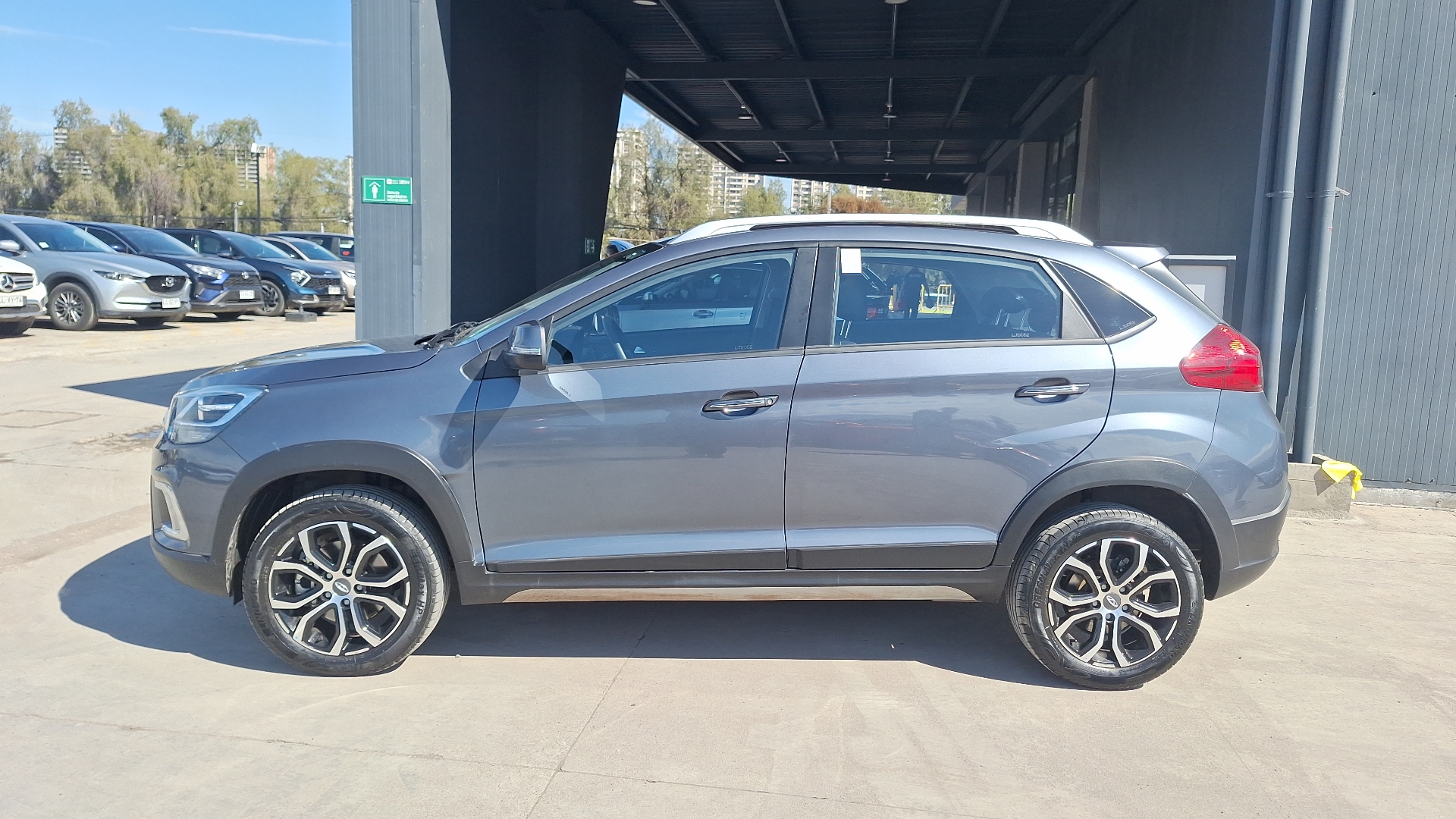 Chery Tiggo 2 — foto 2 de 15