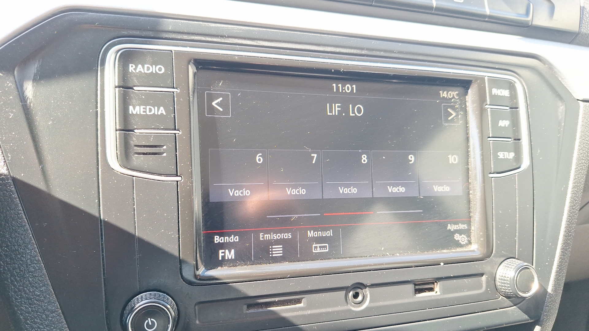 Volkswagen Voyage — foto 10 de 14