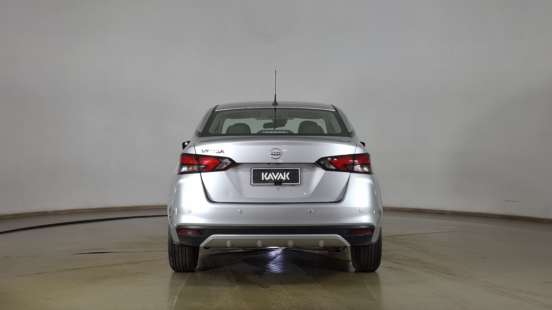 Nissan Versa — foto 5 de 16