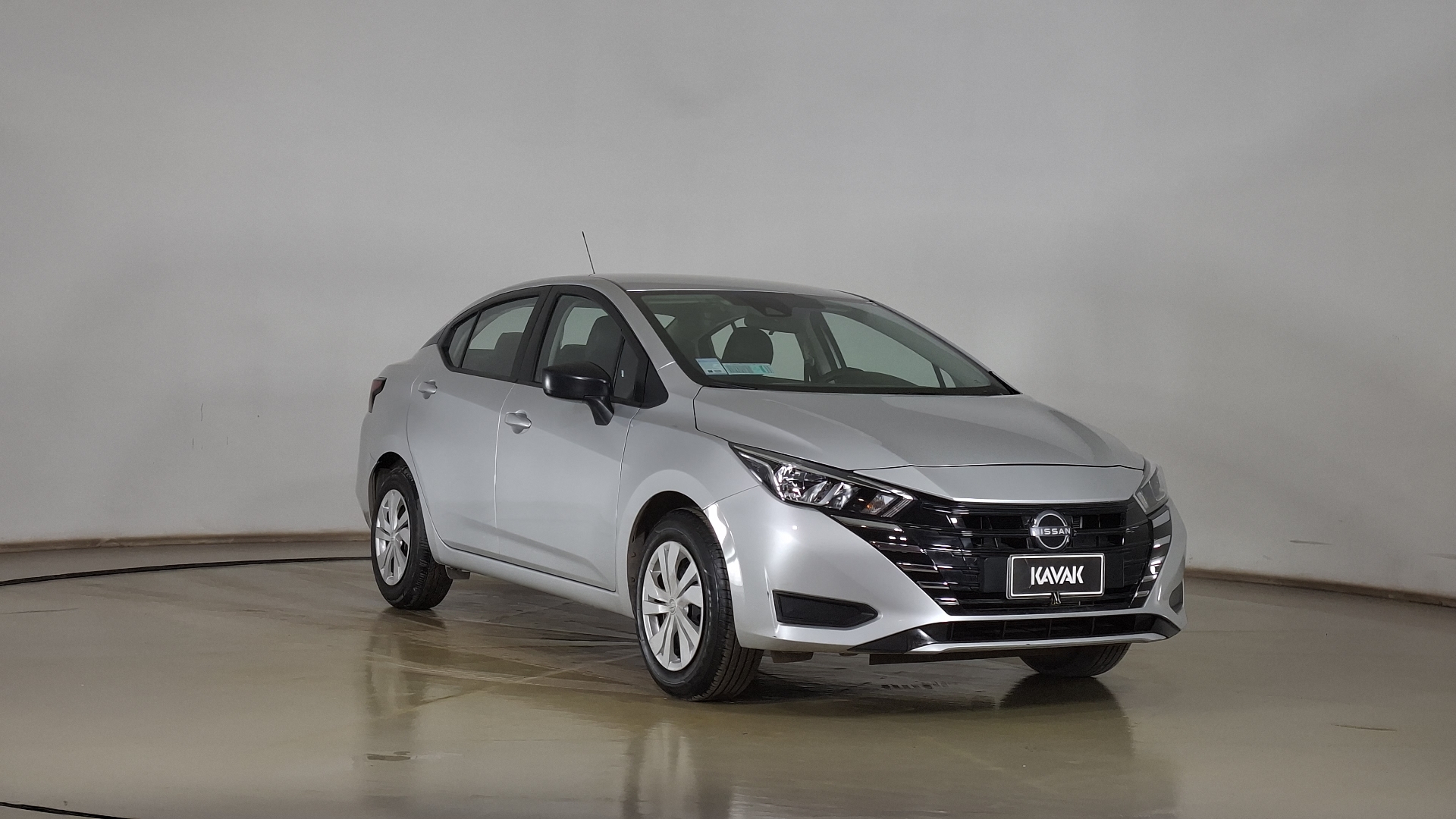 Nissan Versa — foto 3 de 16