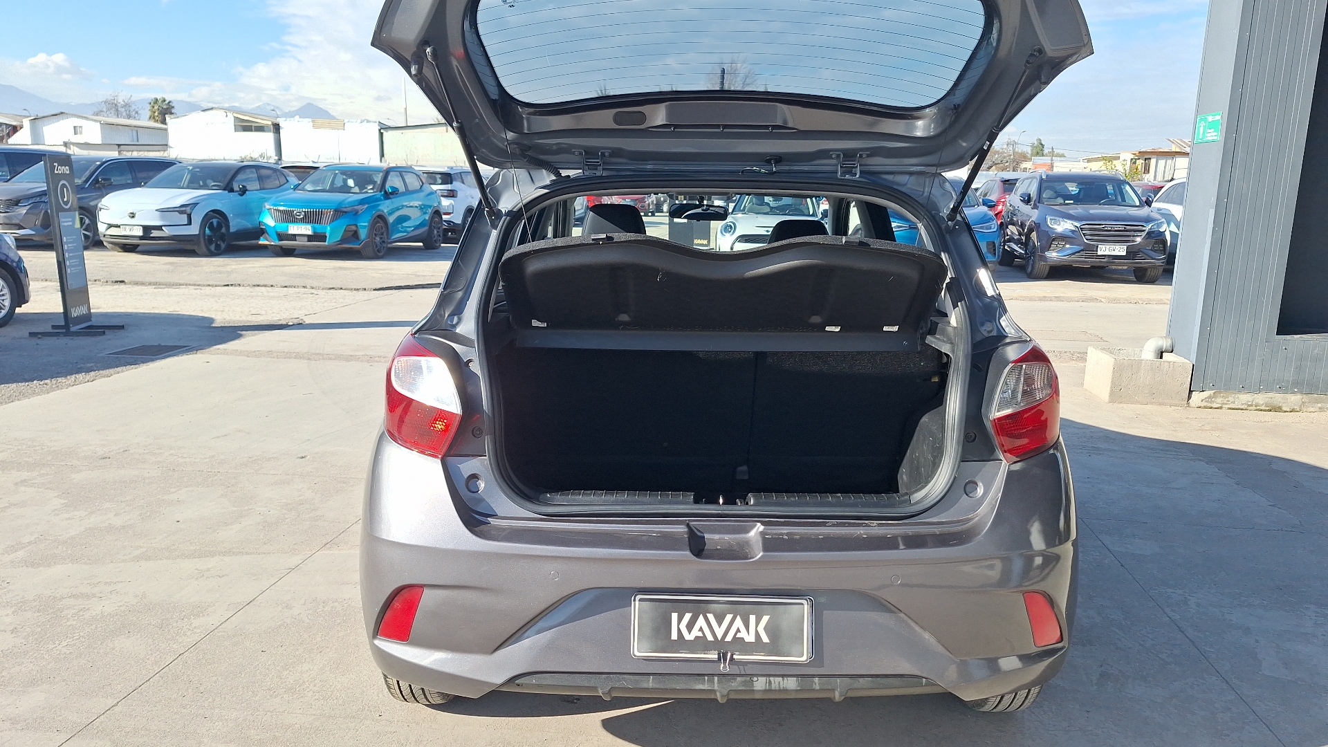 Hyundai Grand I10 — foto 4 de 15