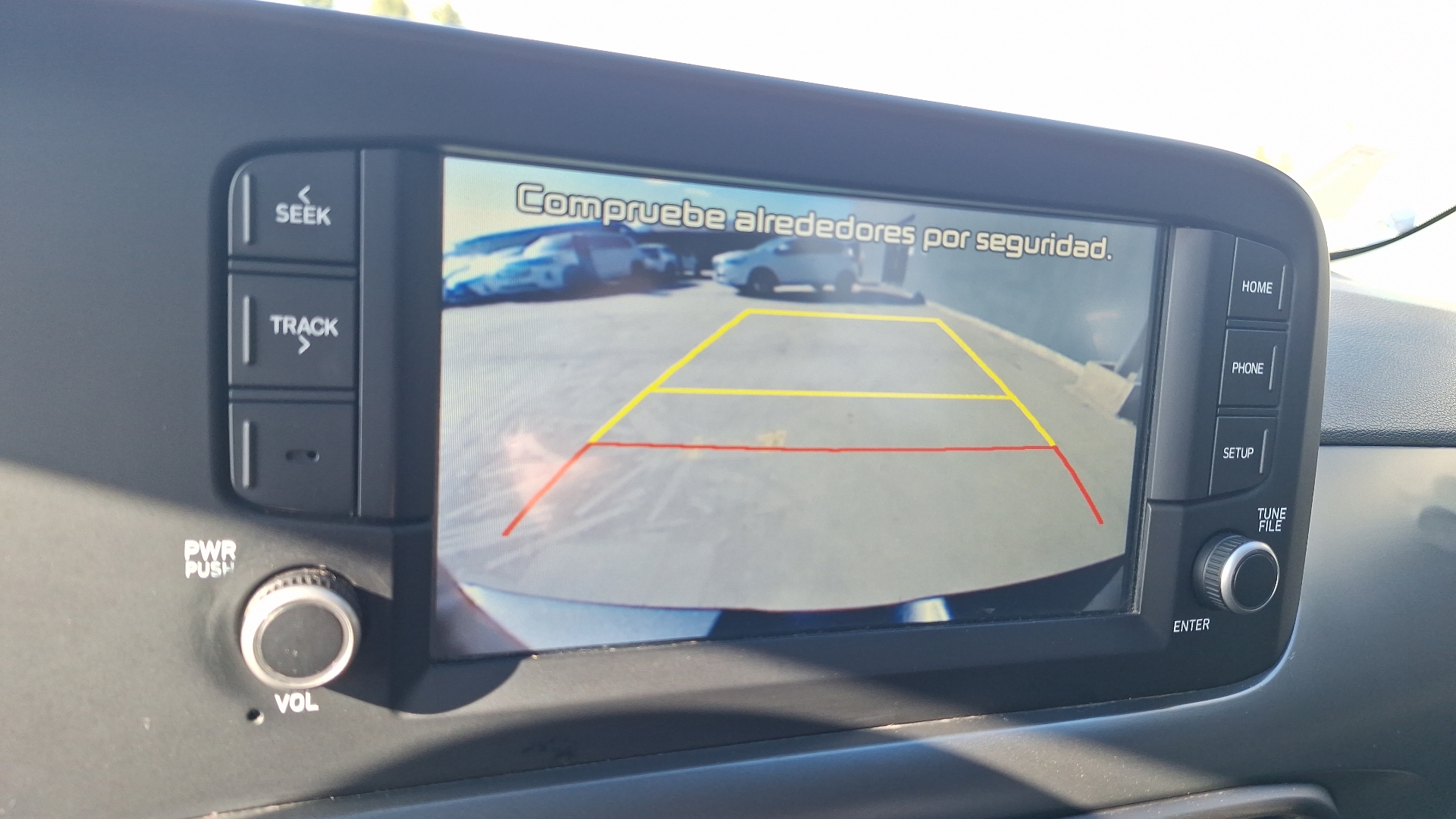 Hyundai Grand I10 — foto 12 de 15