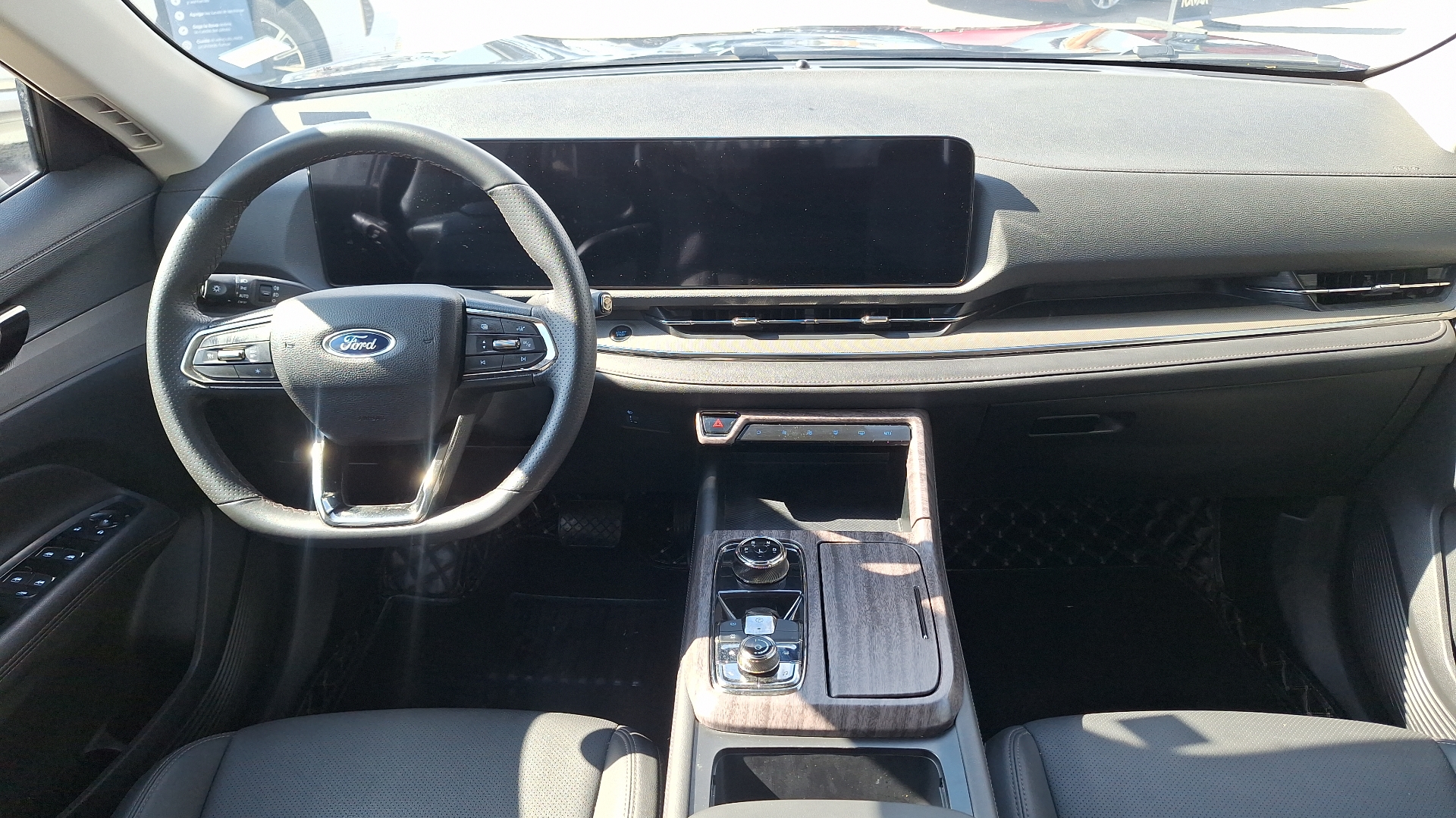 Ford Territory — foto 6 de 15