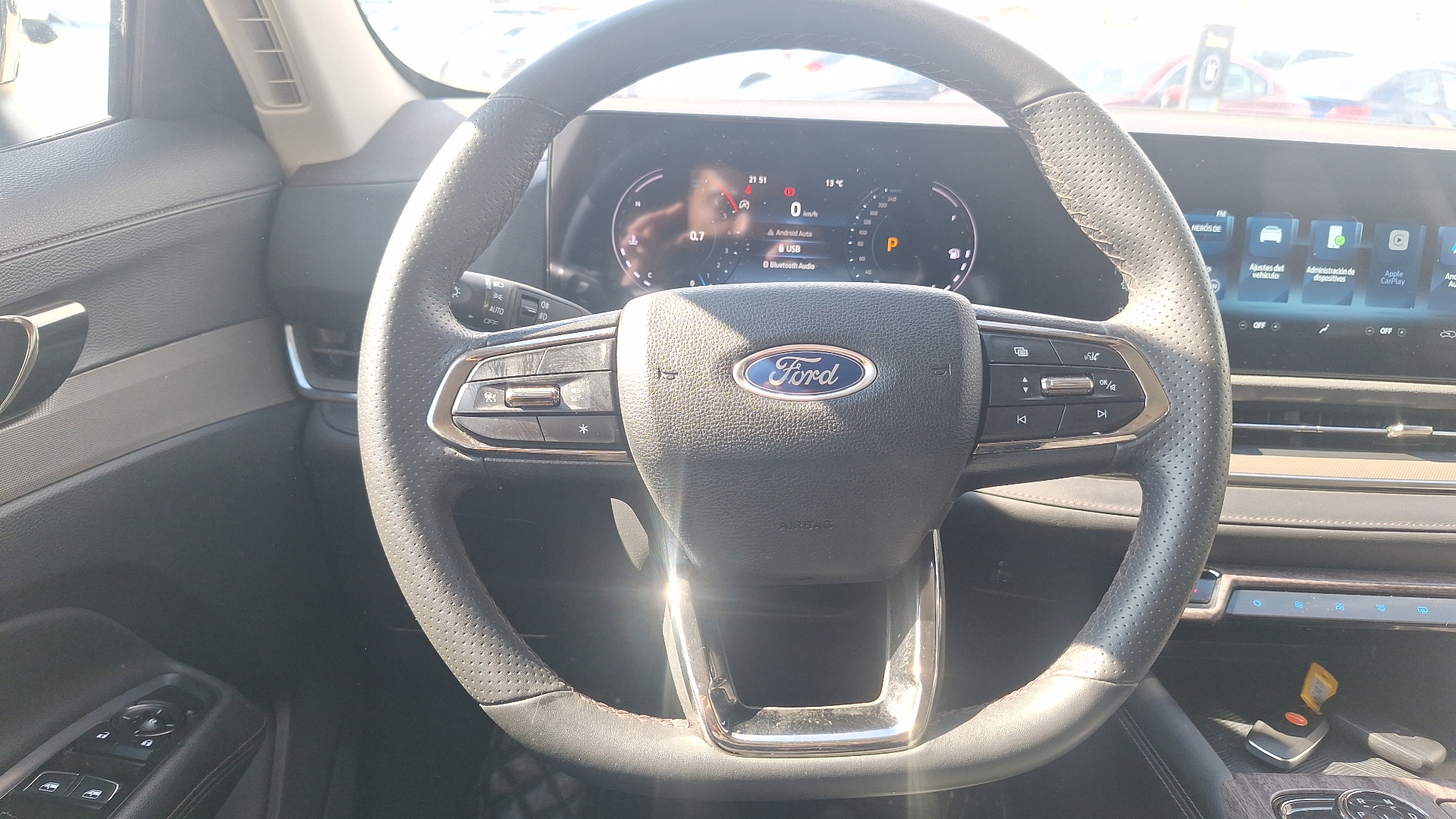 Ford Territory — foto 8 de 15