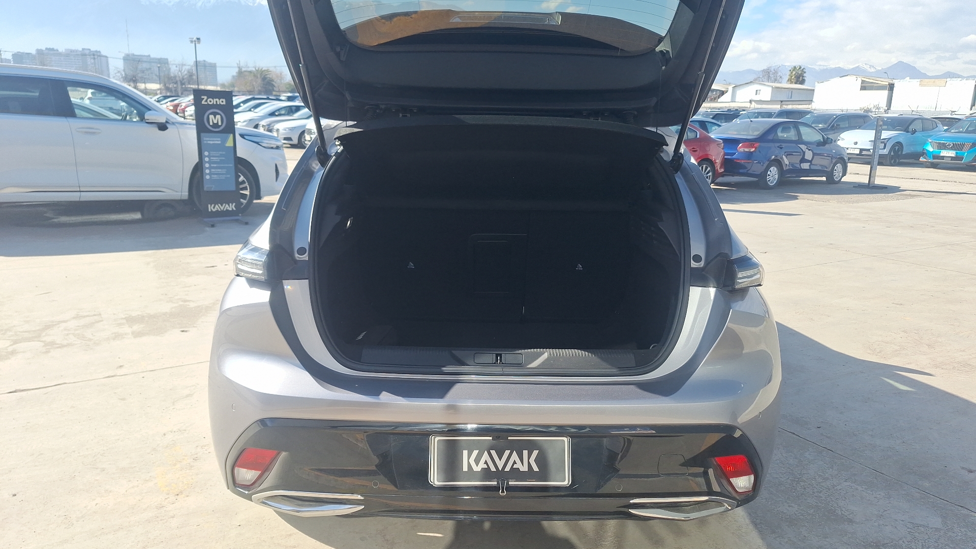 Peugeot 308 — foto 4 de 15