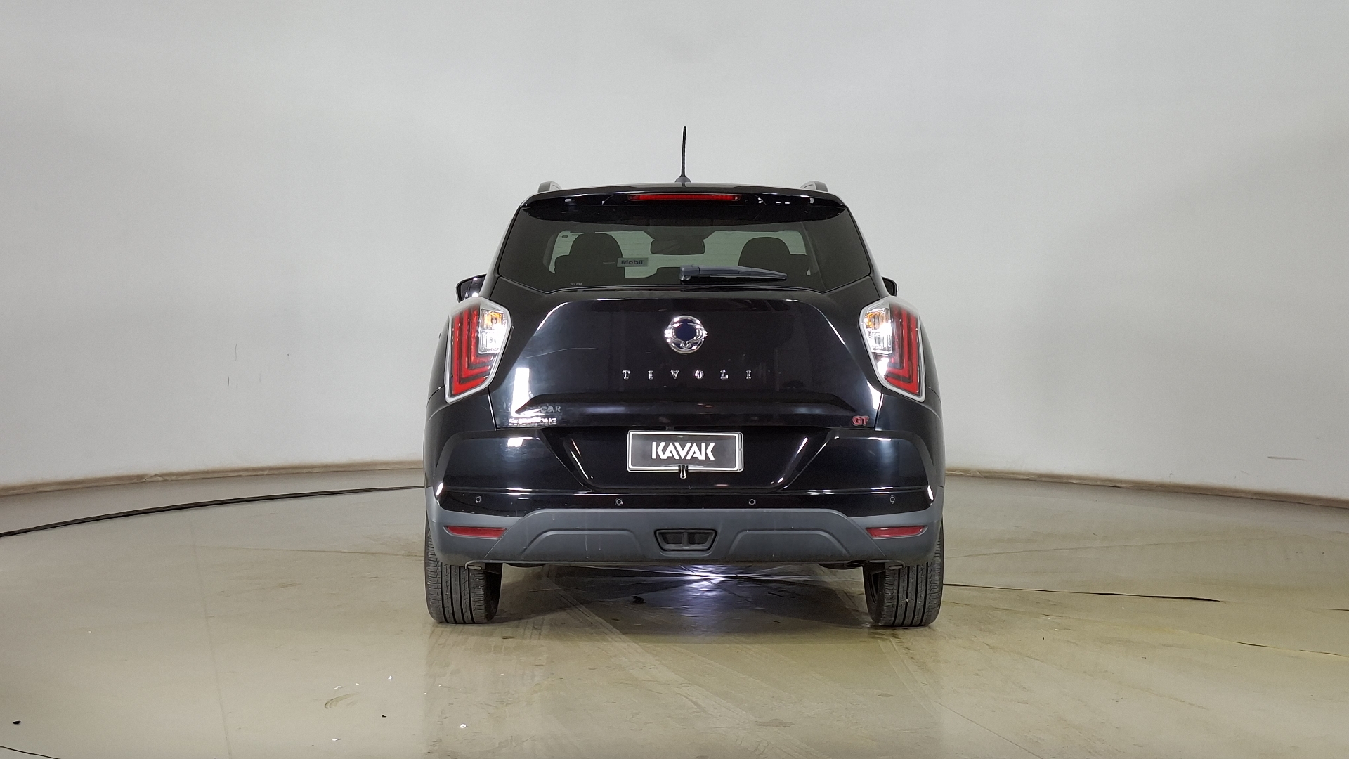 SsangYong Tivoli — foto 5 de 16