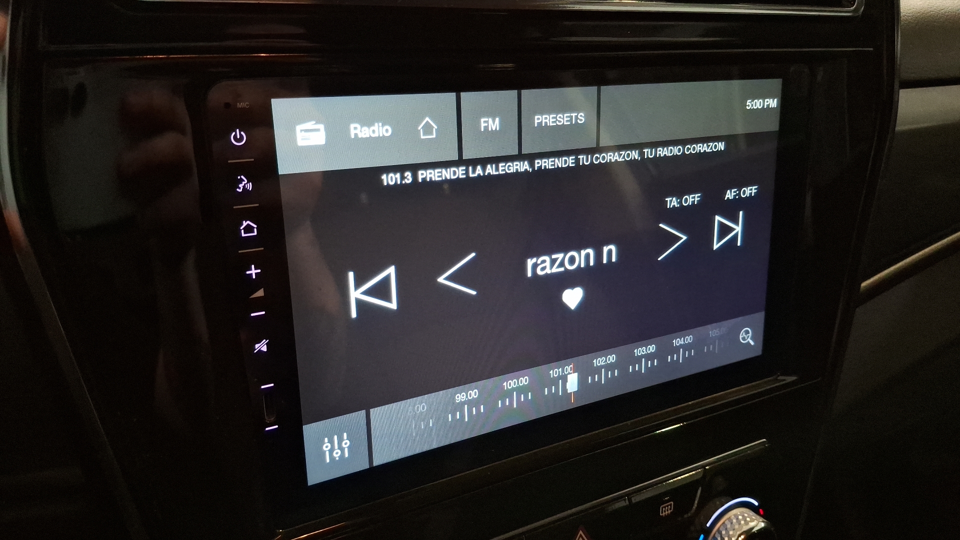 SsangYong Tivoli — foto 10 de 16